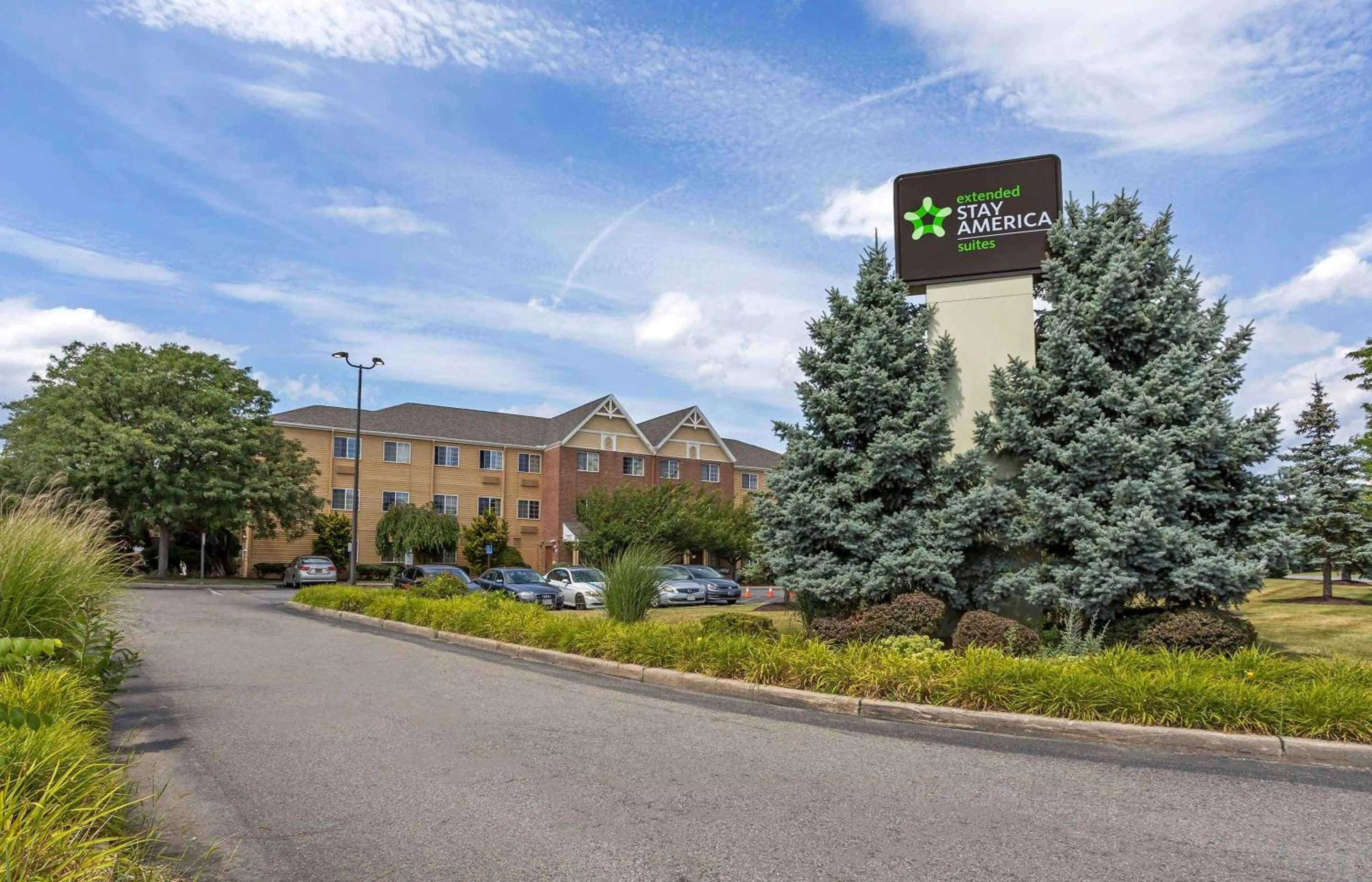 Property building in Extended Stay America Suites - Fishkill - Route 9