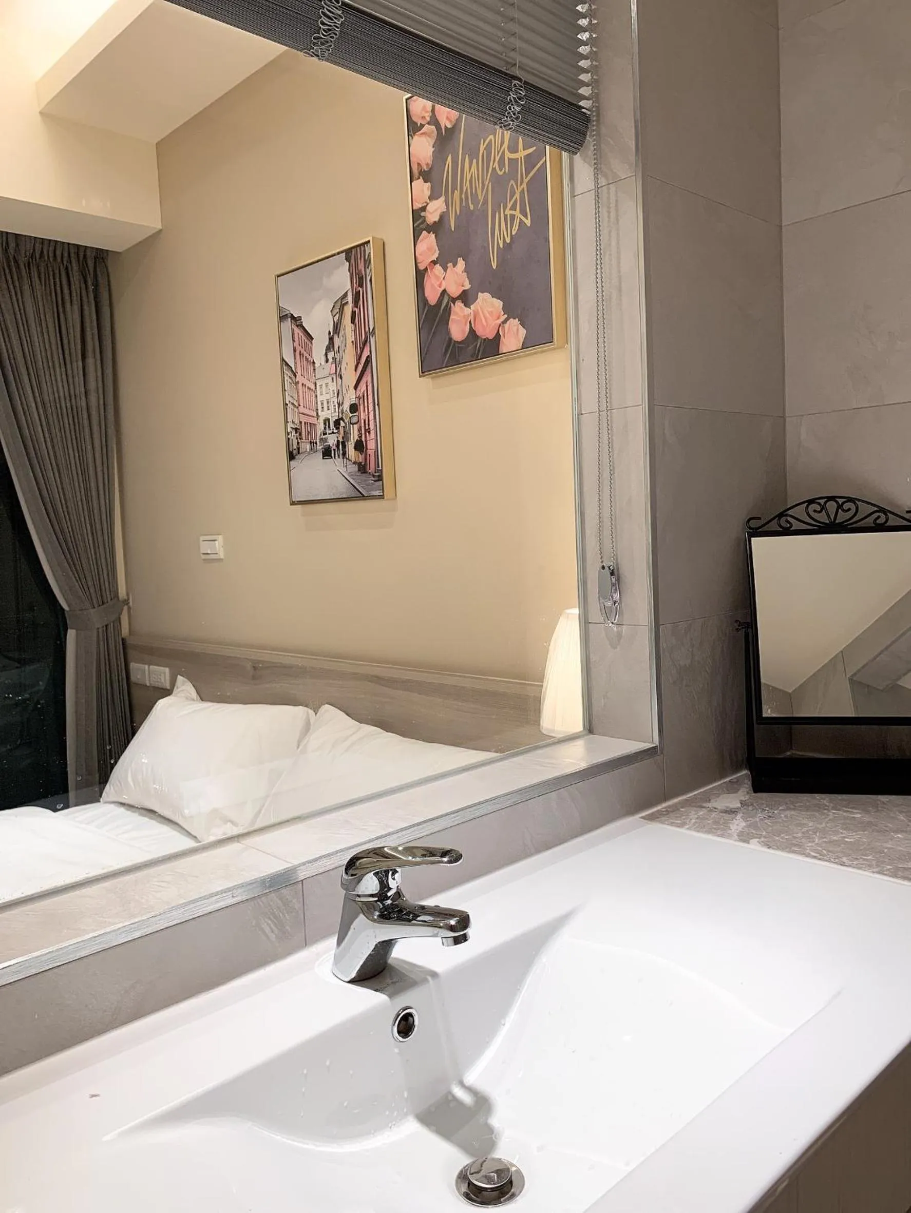 Bed in 想駐逢甲 Shine Residence