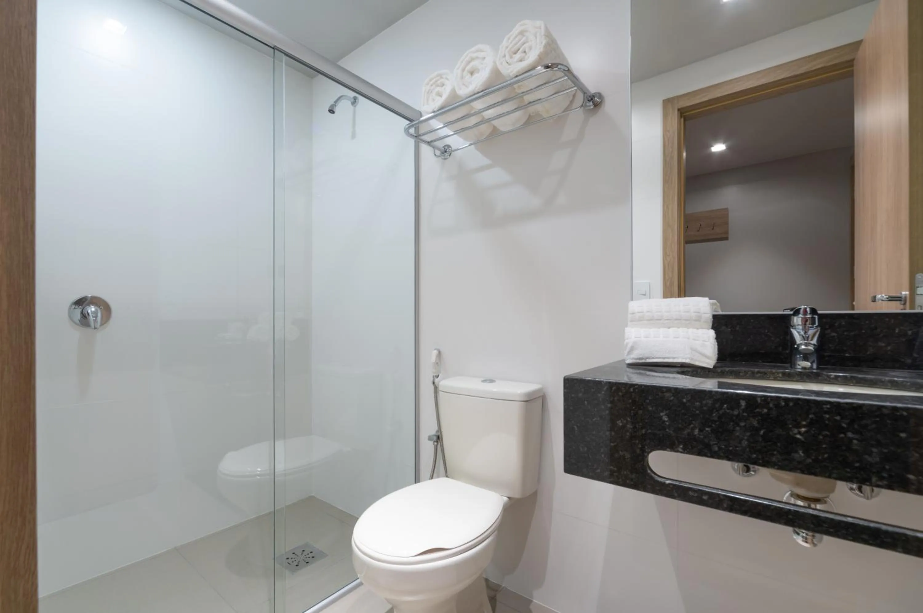 Shower in Hotel Laghetto Fratello