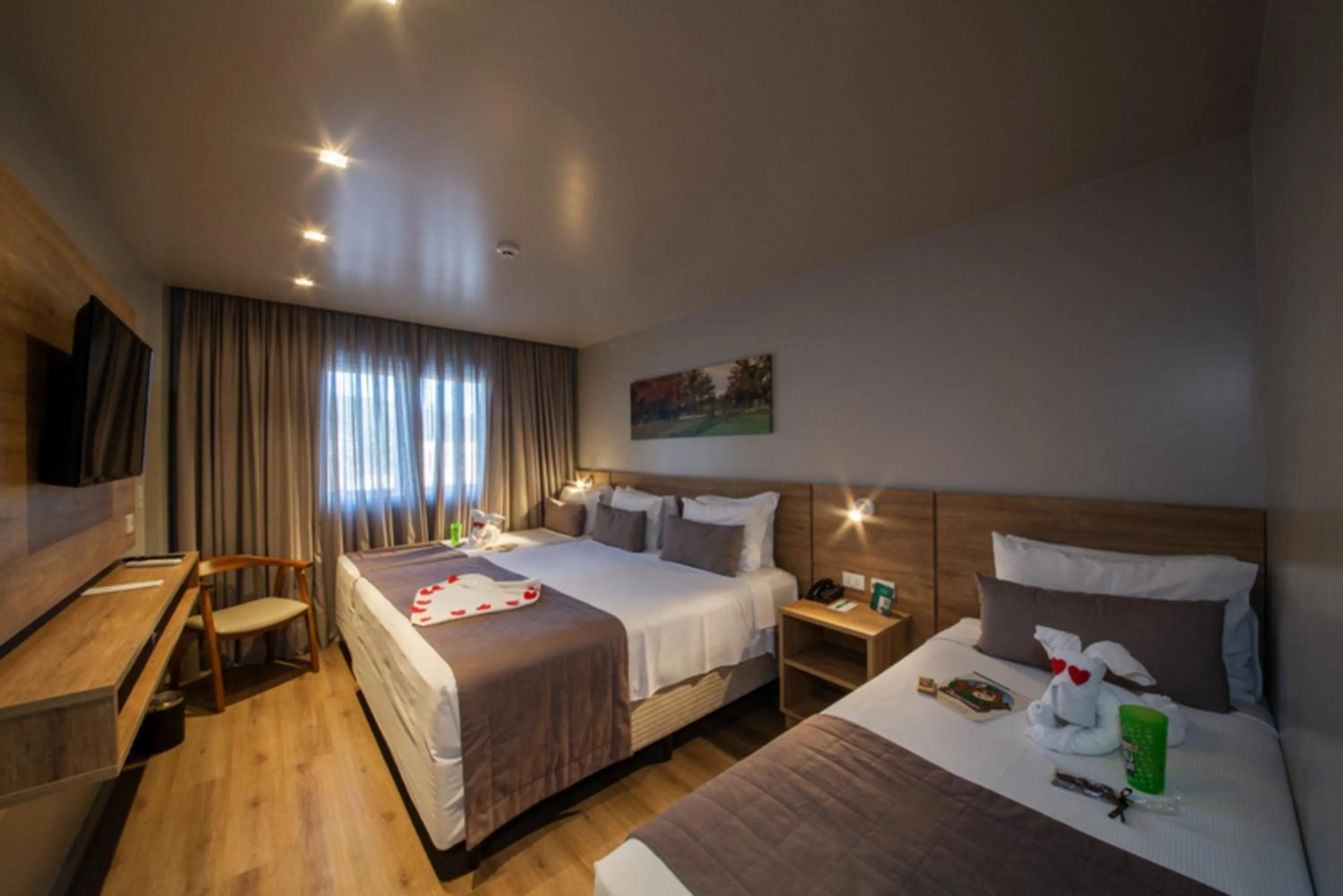 Bedroom, Bed in Hotel Laghetto Fratello