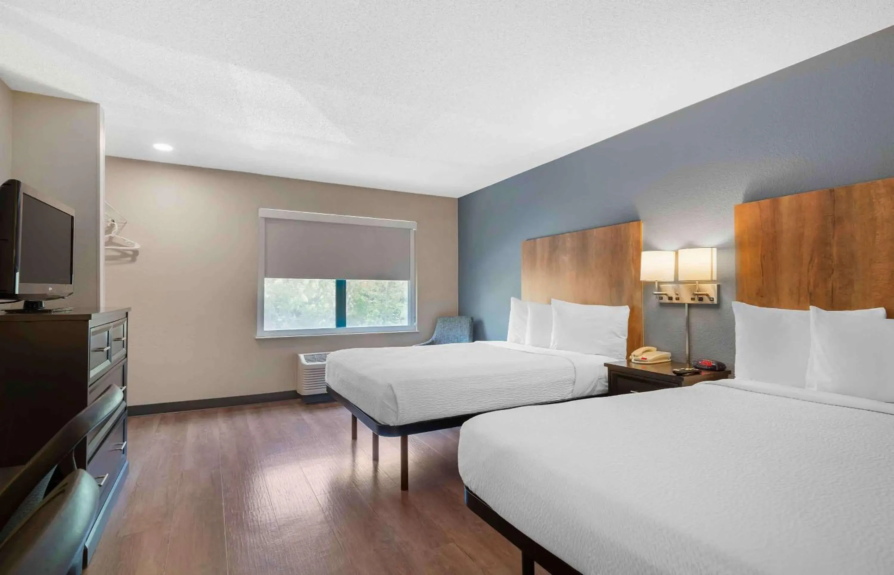 Studio with 2 Double Beds - Non-Smoking in Extended Stay America Suites - Charlotte - Pineville - Park Rd Studio with 2 Double Beds - Non-Smoking in Extended Stay America Suites - Charlotte - Pineville - Park Rd