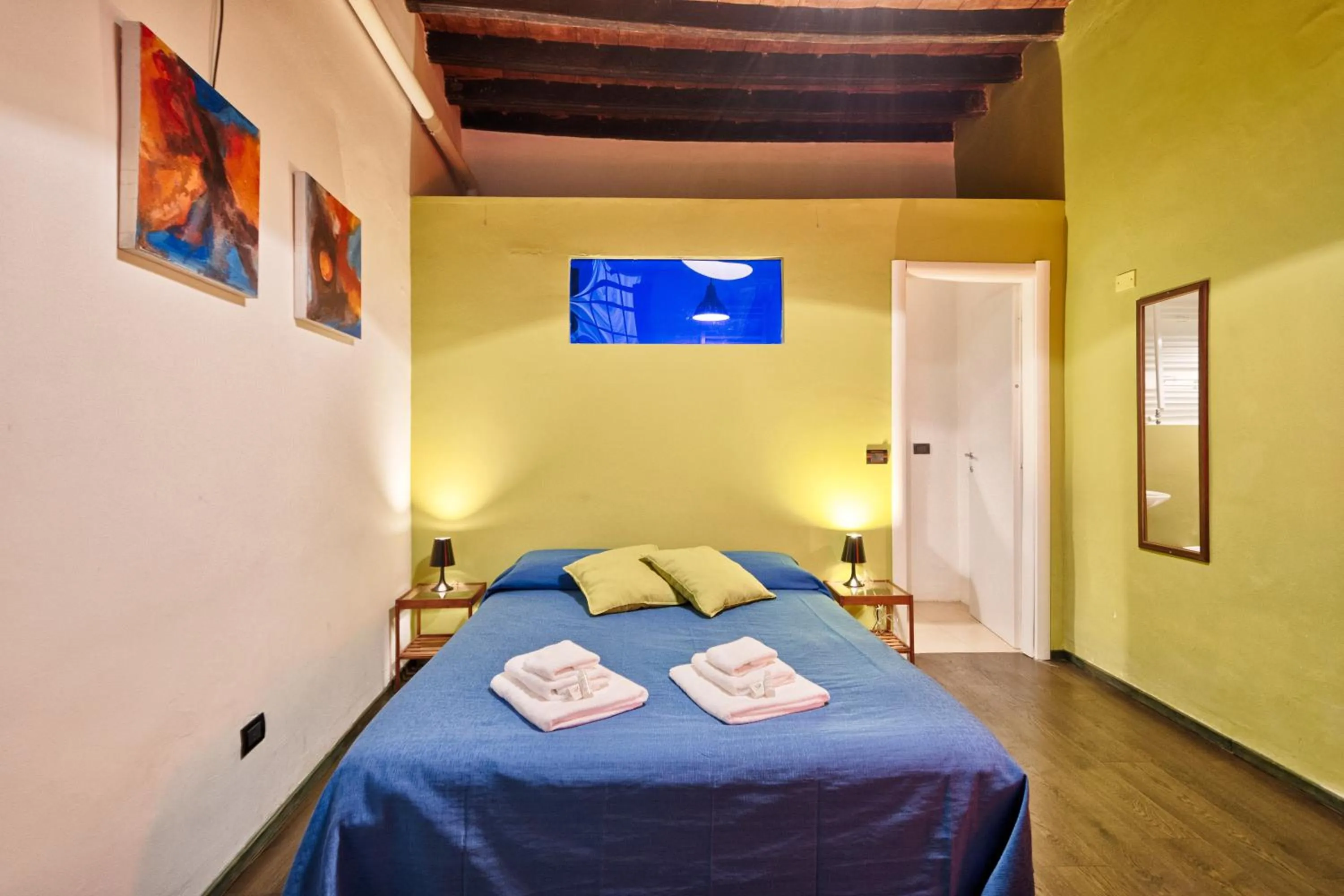 Bed in Le petit coeur de la ville