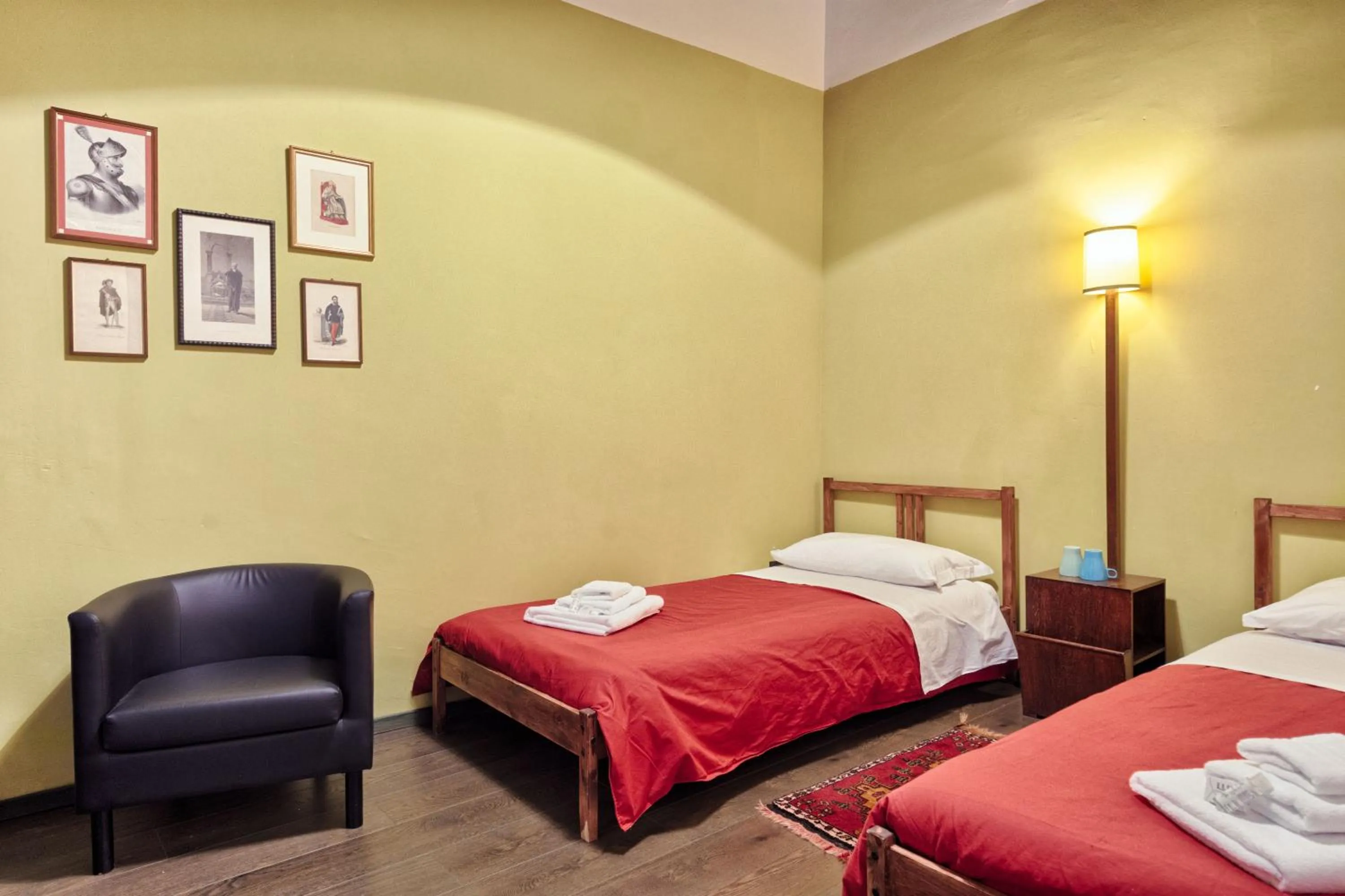 Photo of the whole room, Bed in Le petit coeur de la ville