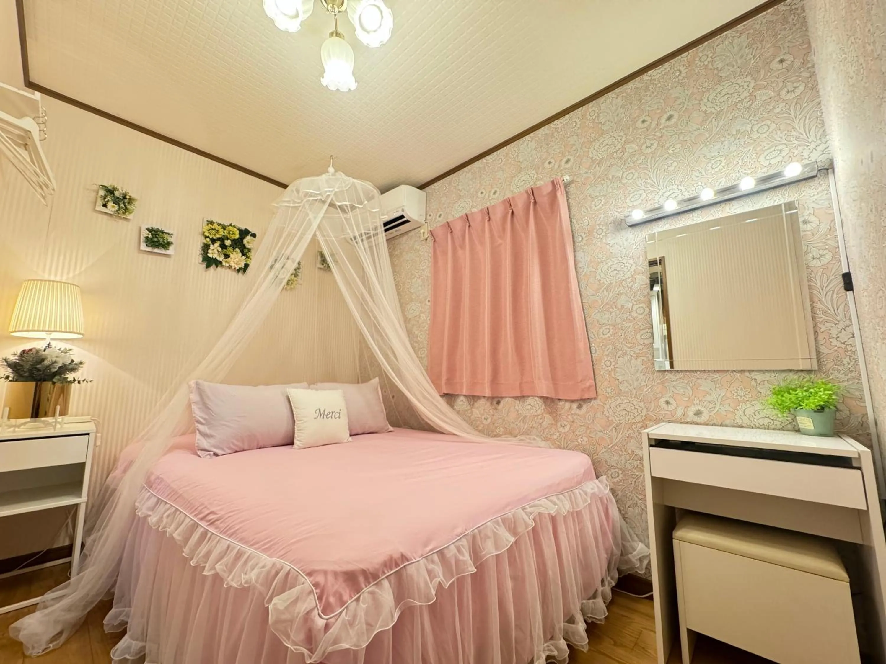 Bedroom, Bed in Hotel West Taisho