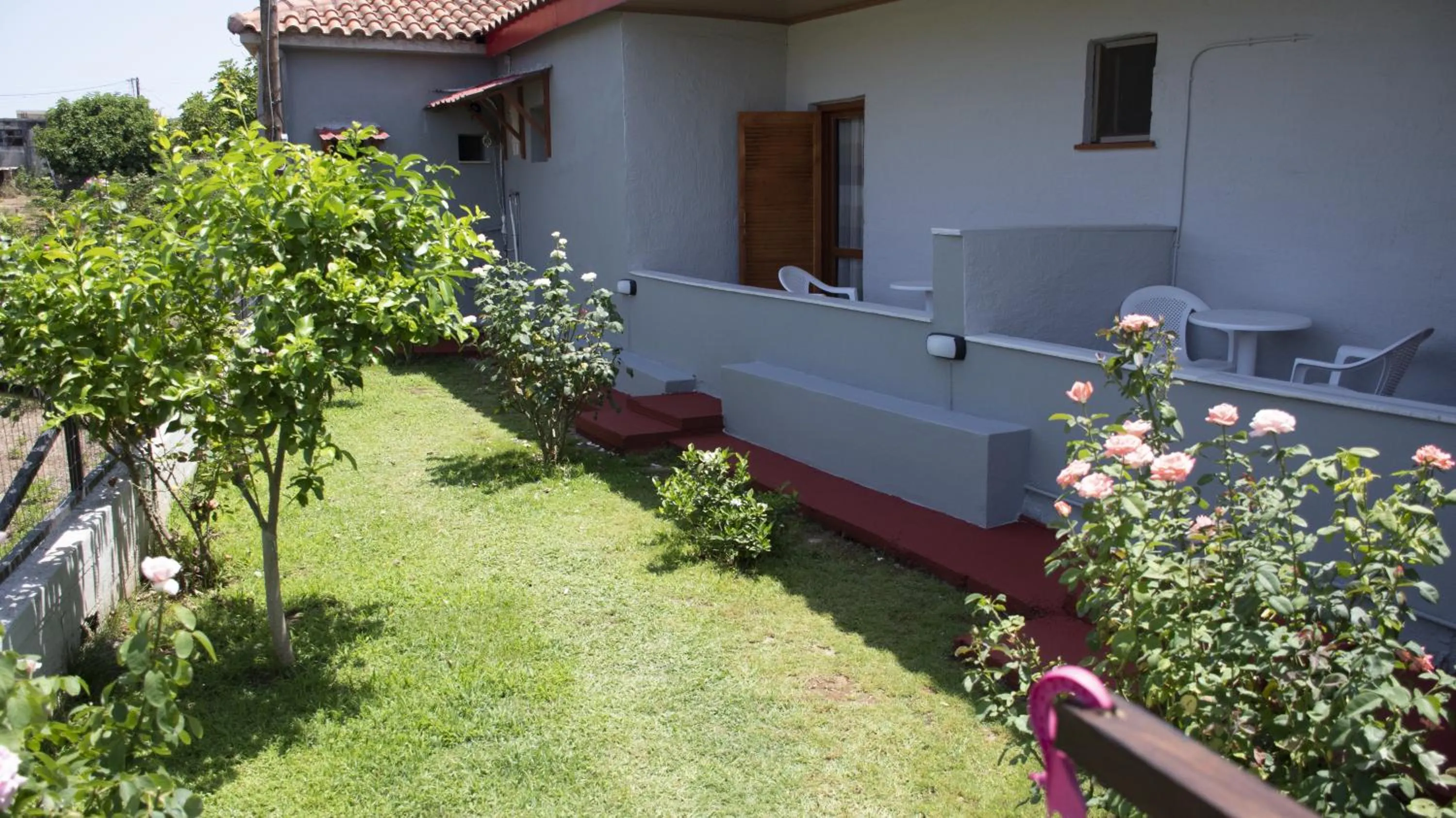 Property building in Rose Garden Apartments