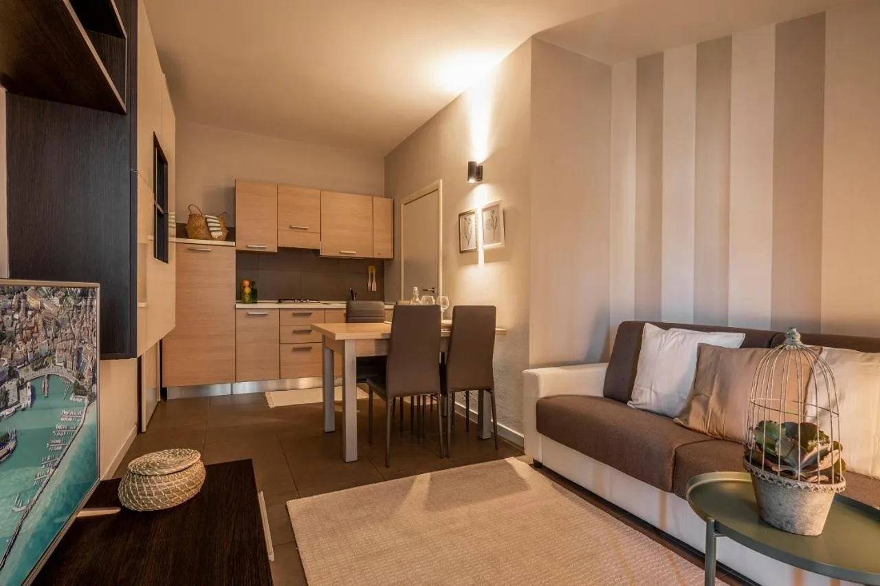 Kitchen or kitchenette in L'Angelica Holiday Home