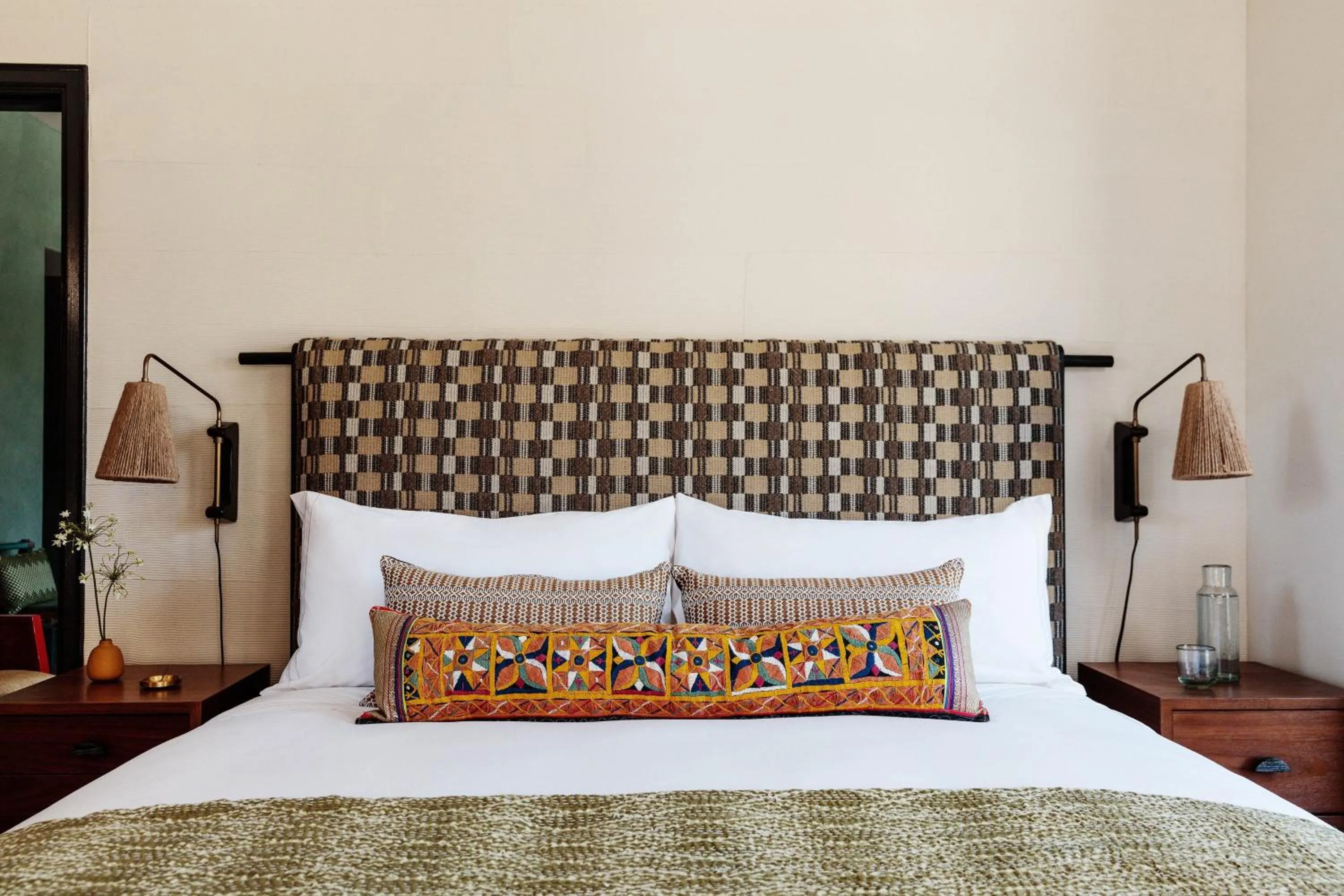 Photo of the whole room, Bed in Downtown Los Angeles Proper Hotel, a Member of Design Hotels