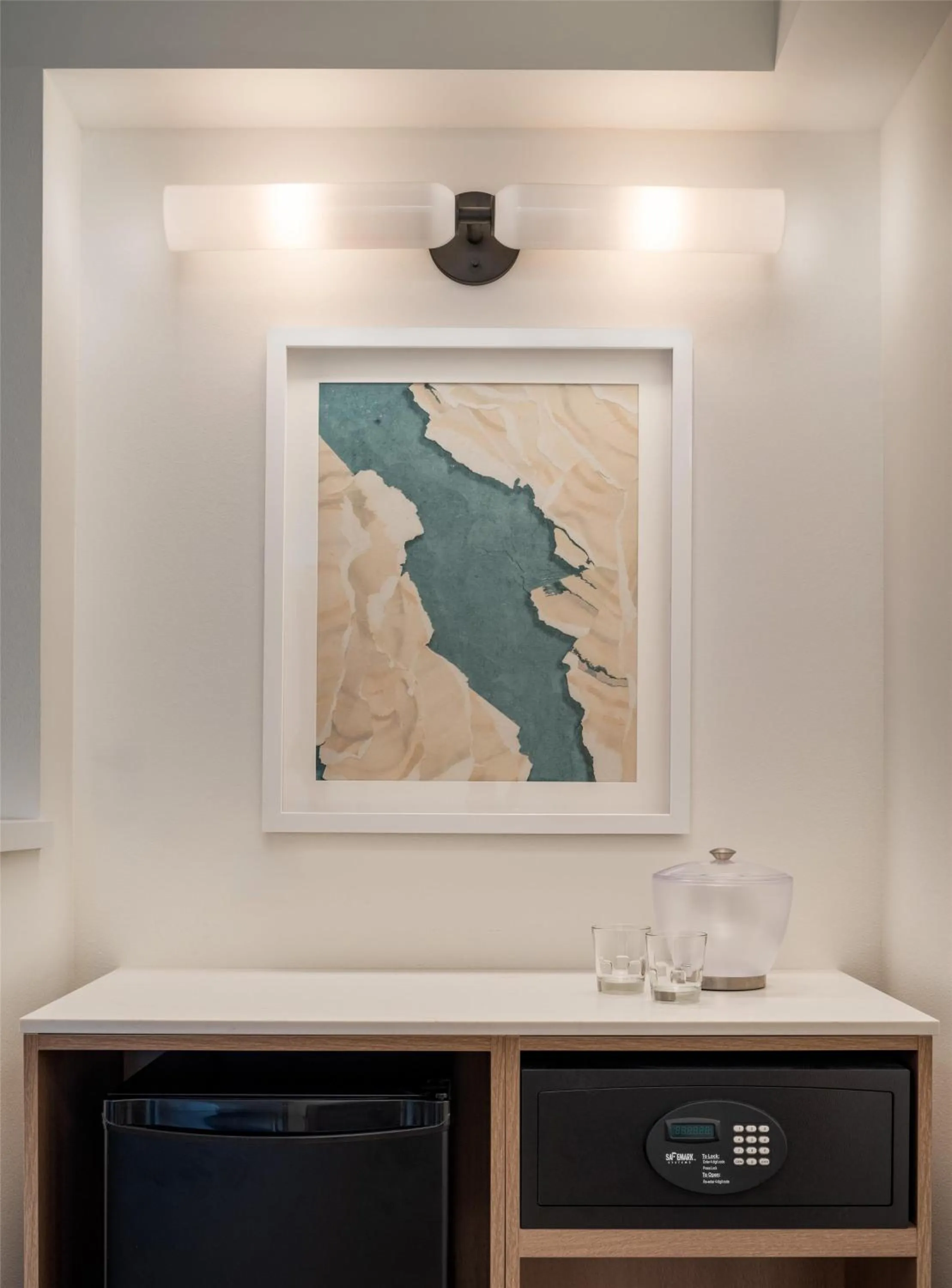 Bedroom in Hyatt Place Fort Myers Estero - Newly Renovated