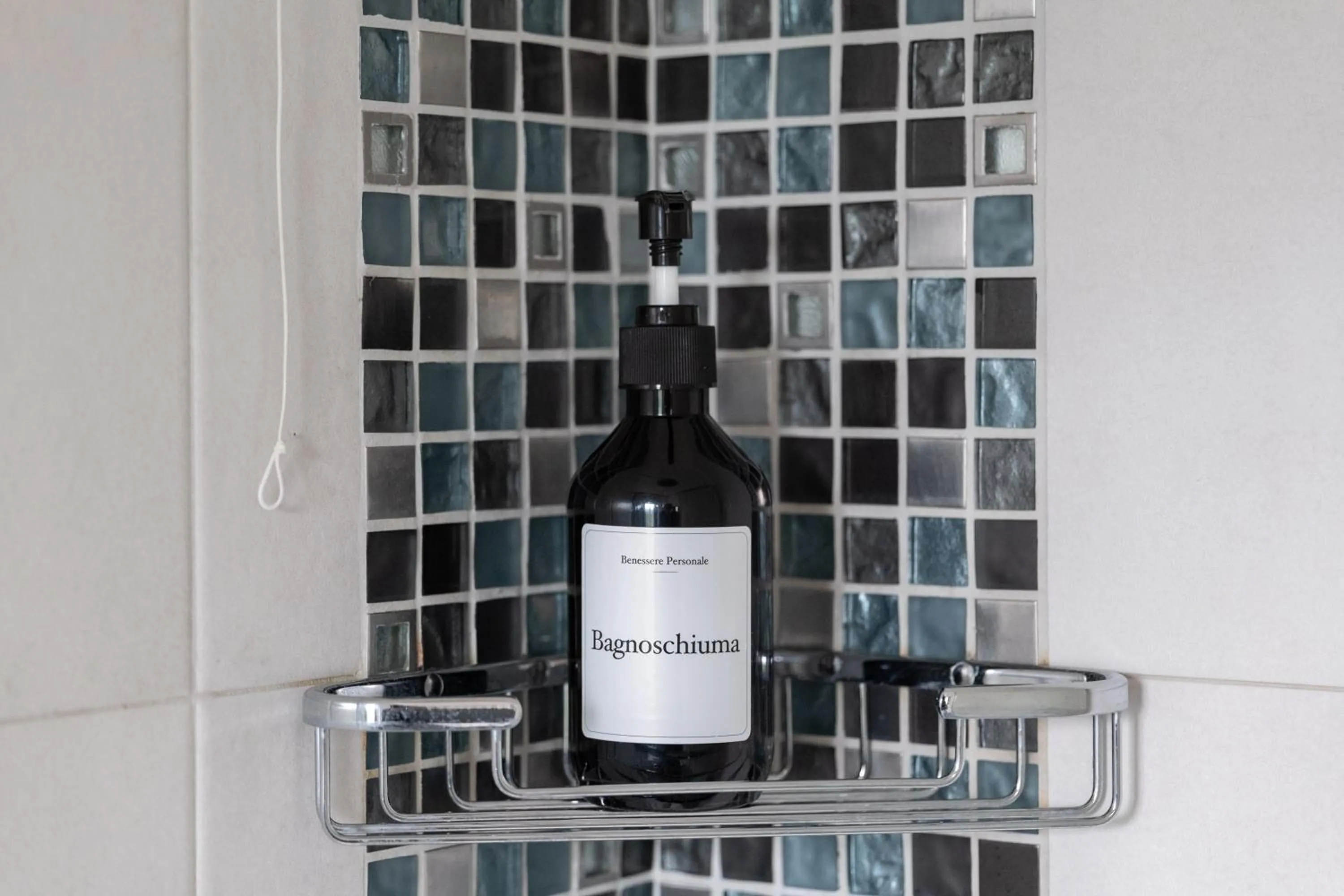 Shower in B&B I LAKE IT BELLAGIO