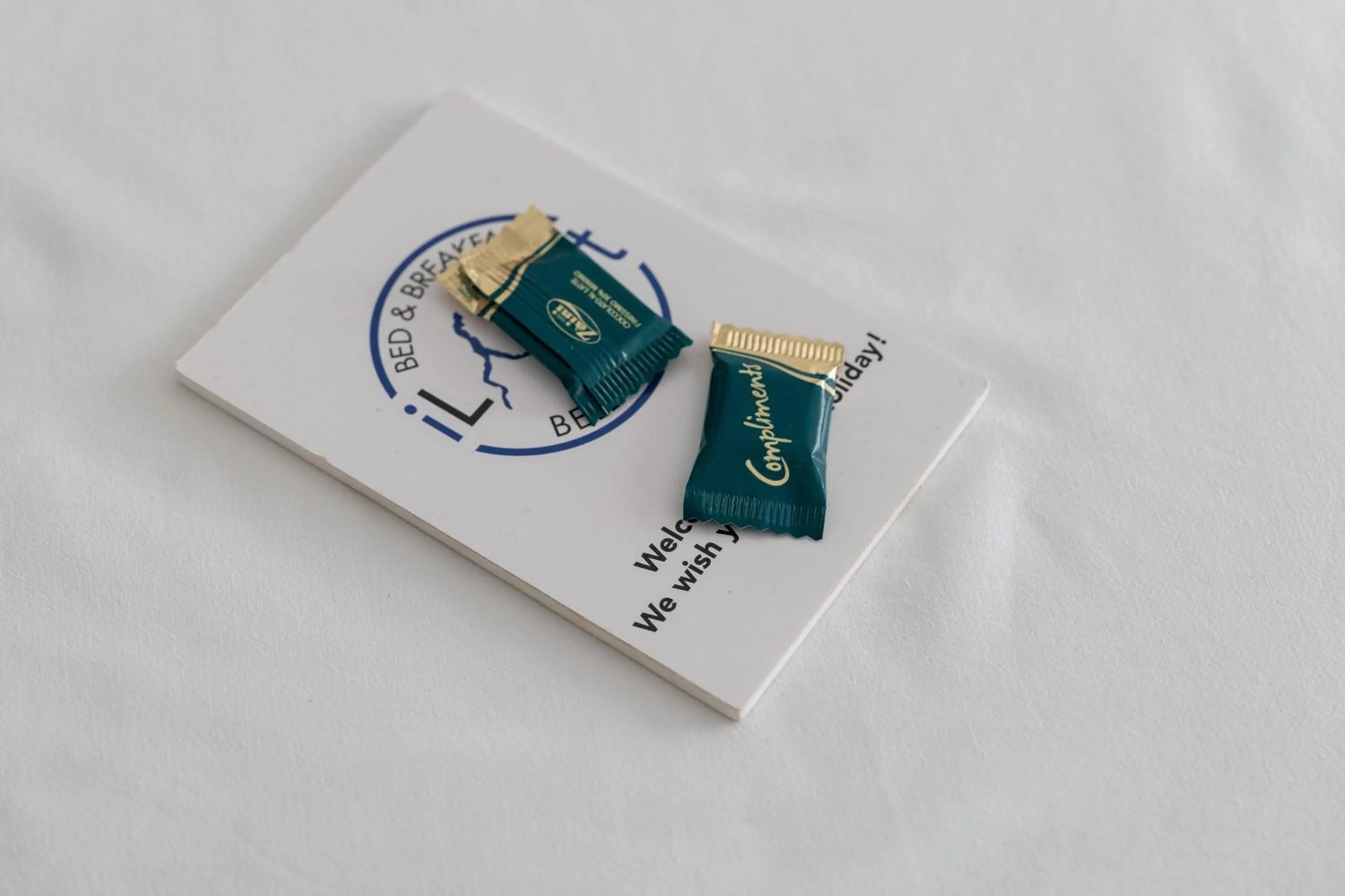 Property logo or sign in B&B I LAKE IT BELLAGIO