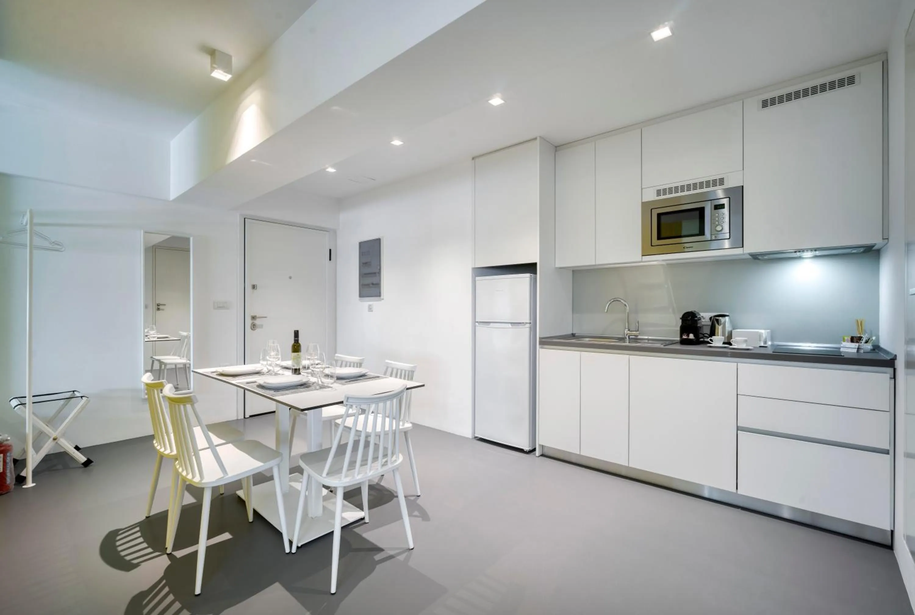 kitchen in Athens Color Cube