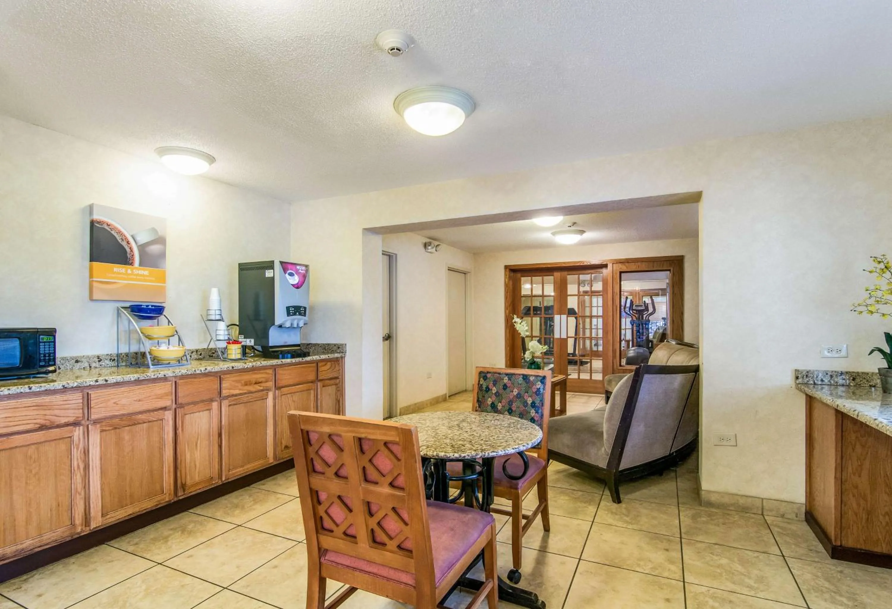 Coffee/tea facilities in Motel 6-Alsip, IL