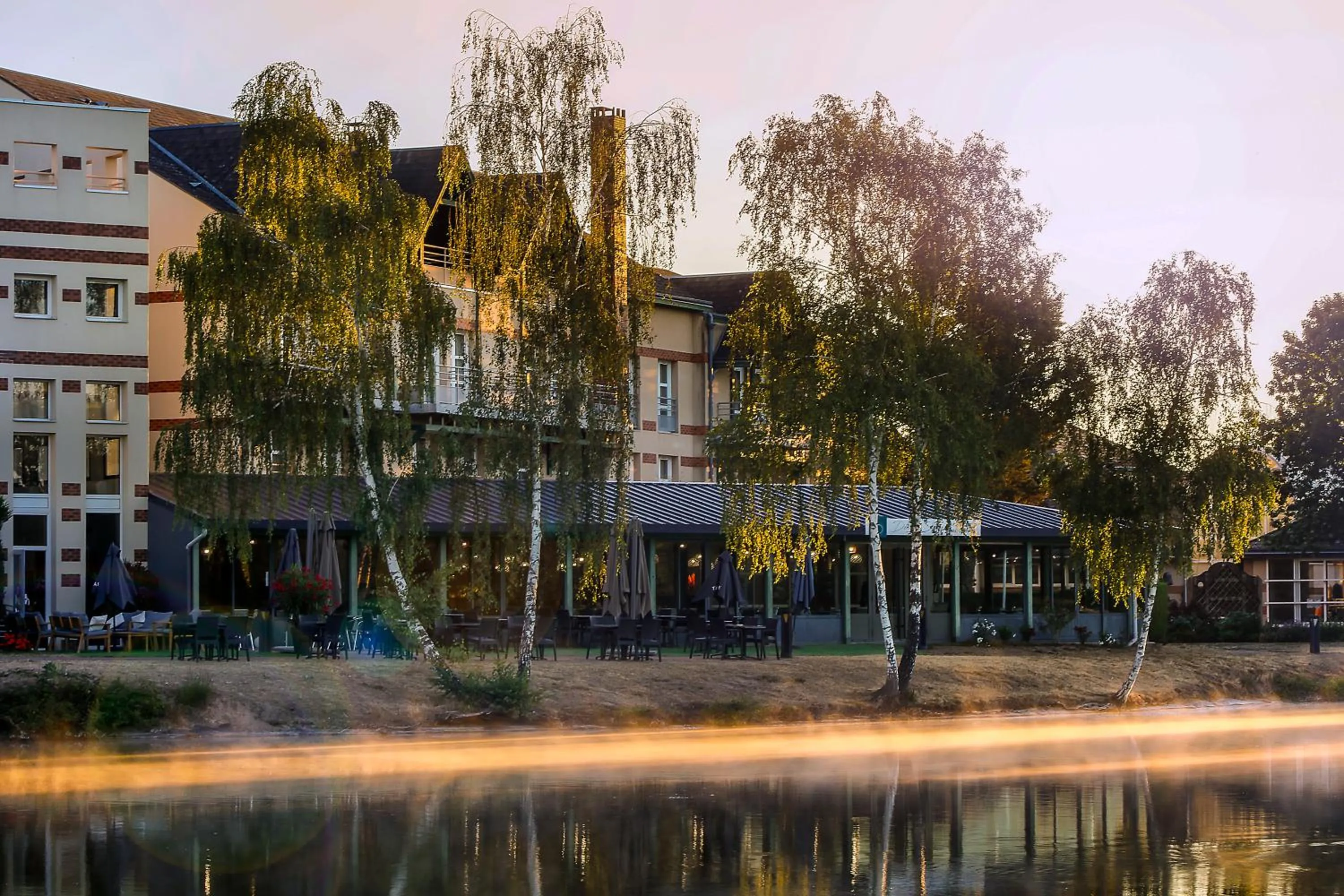 Property building in Mercure Orléans Portes de Sologne