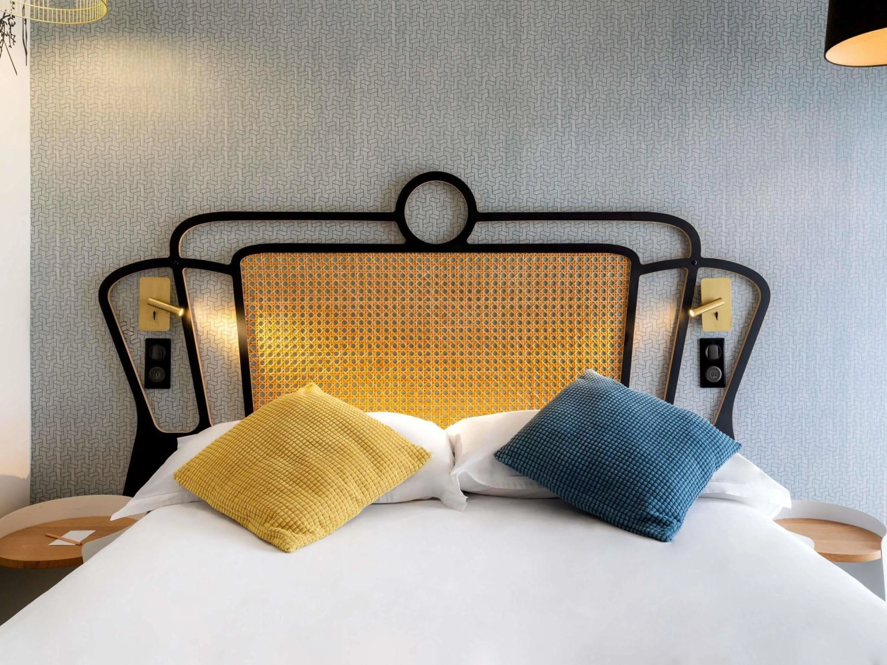 Bedroom, Bed in Mercure Orléans Portes de Sologne