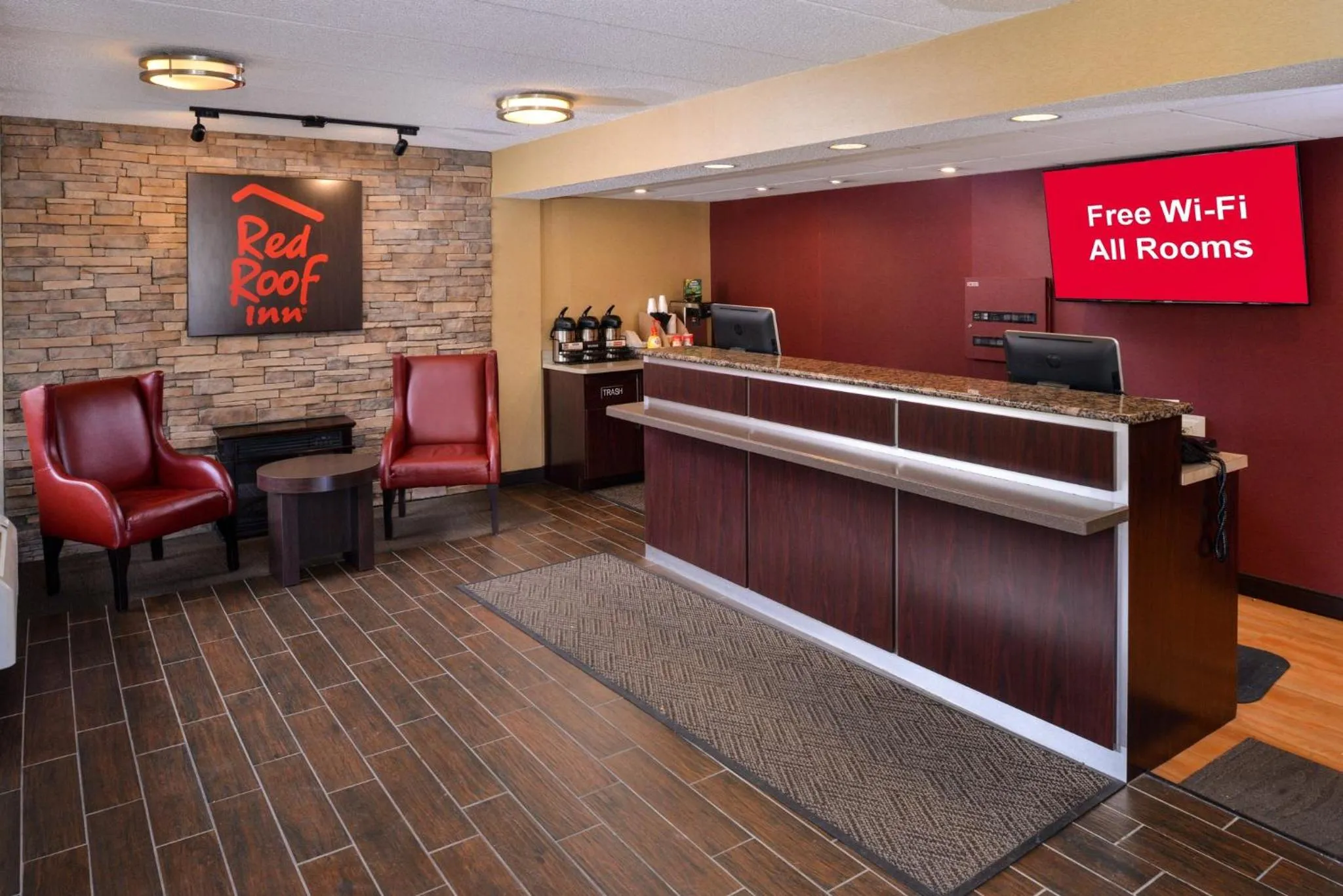 Lobby or reception in Red Roof Inn Milwaukee Airport Oak Creek