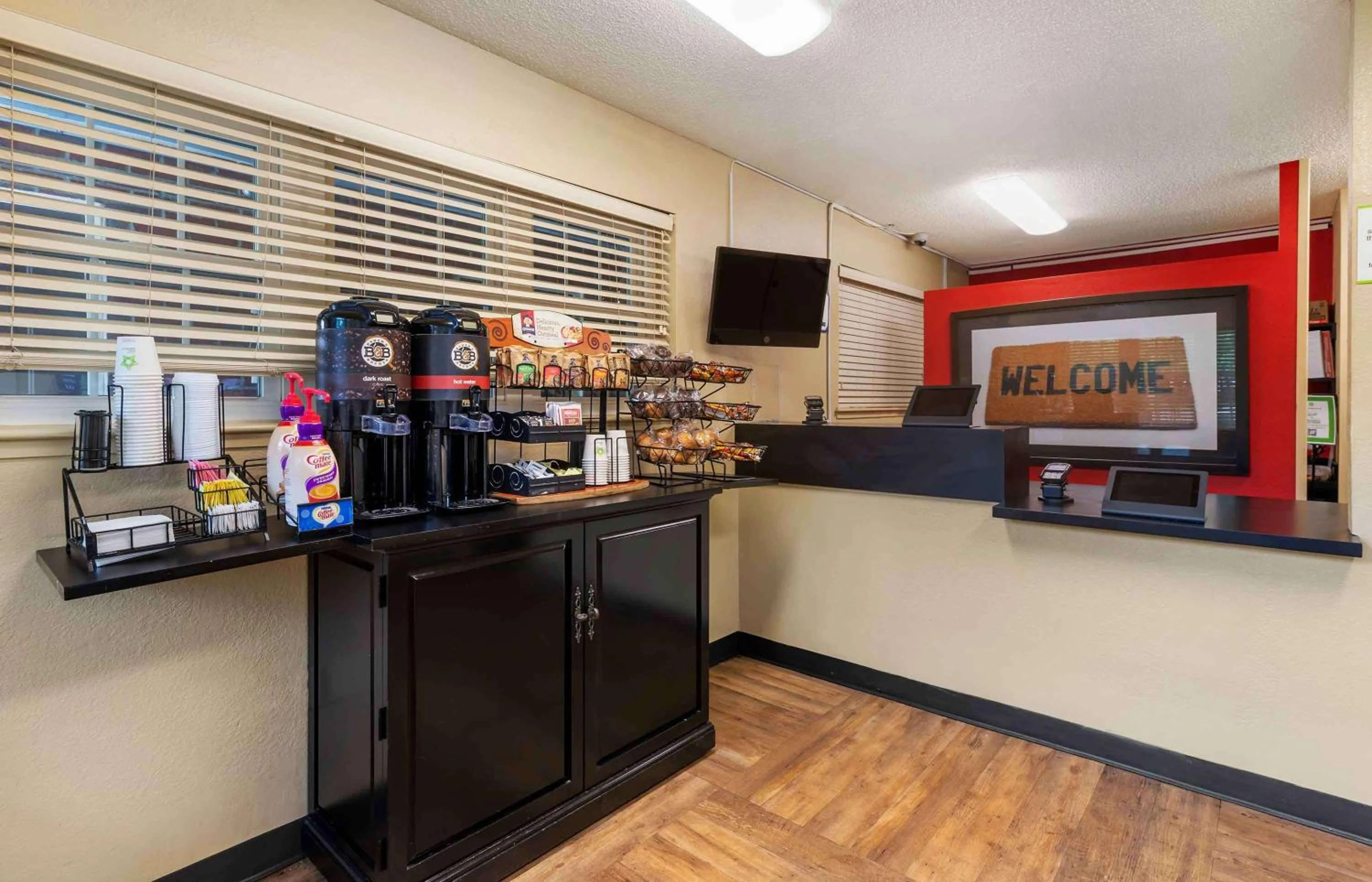 Breakfast in Extended Stay America Suites - Richmond - W Broad Street - Glenside - South