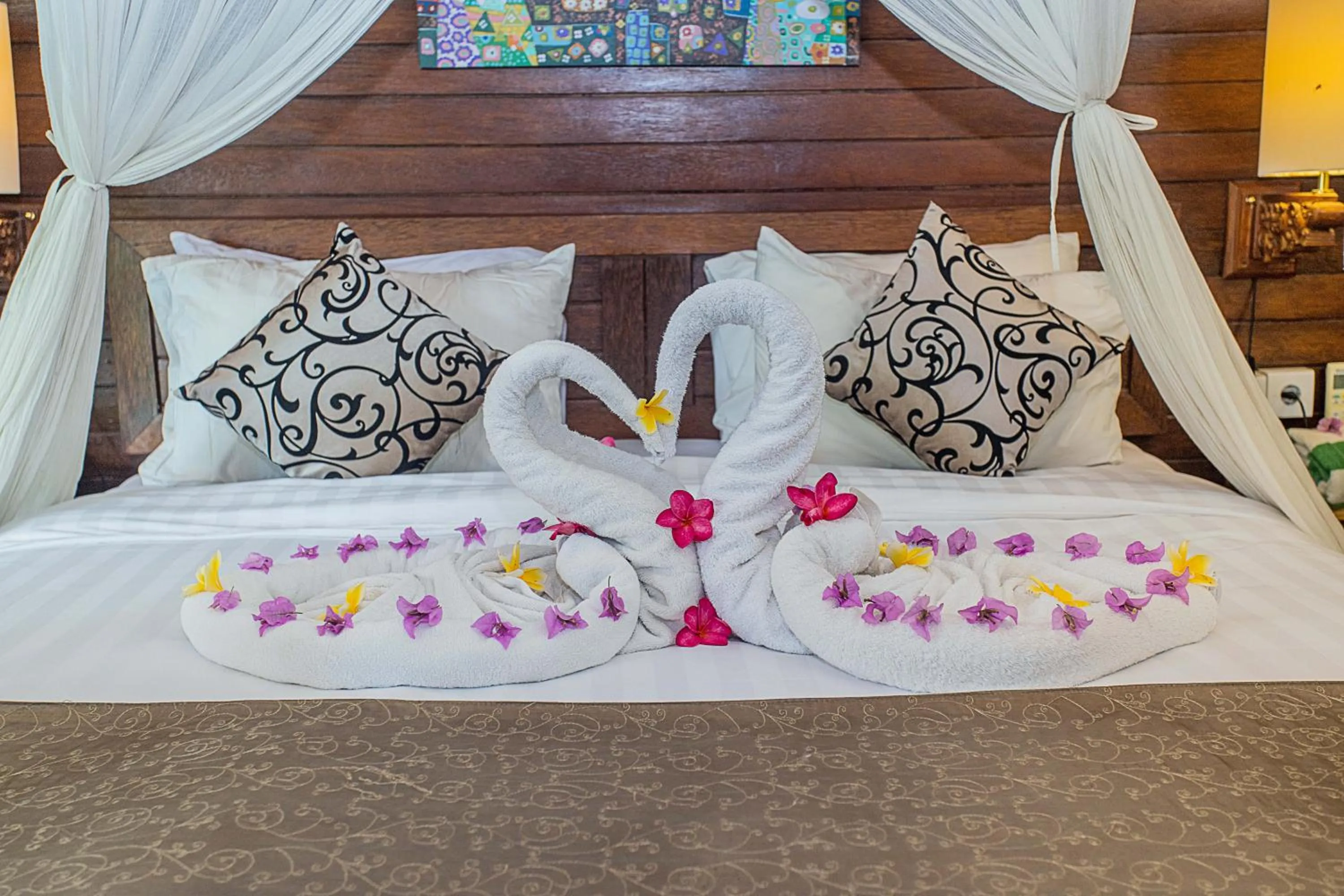 Bed in D'Muncuk Huts Lembongan