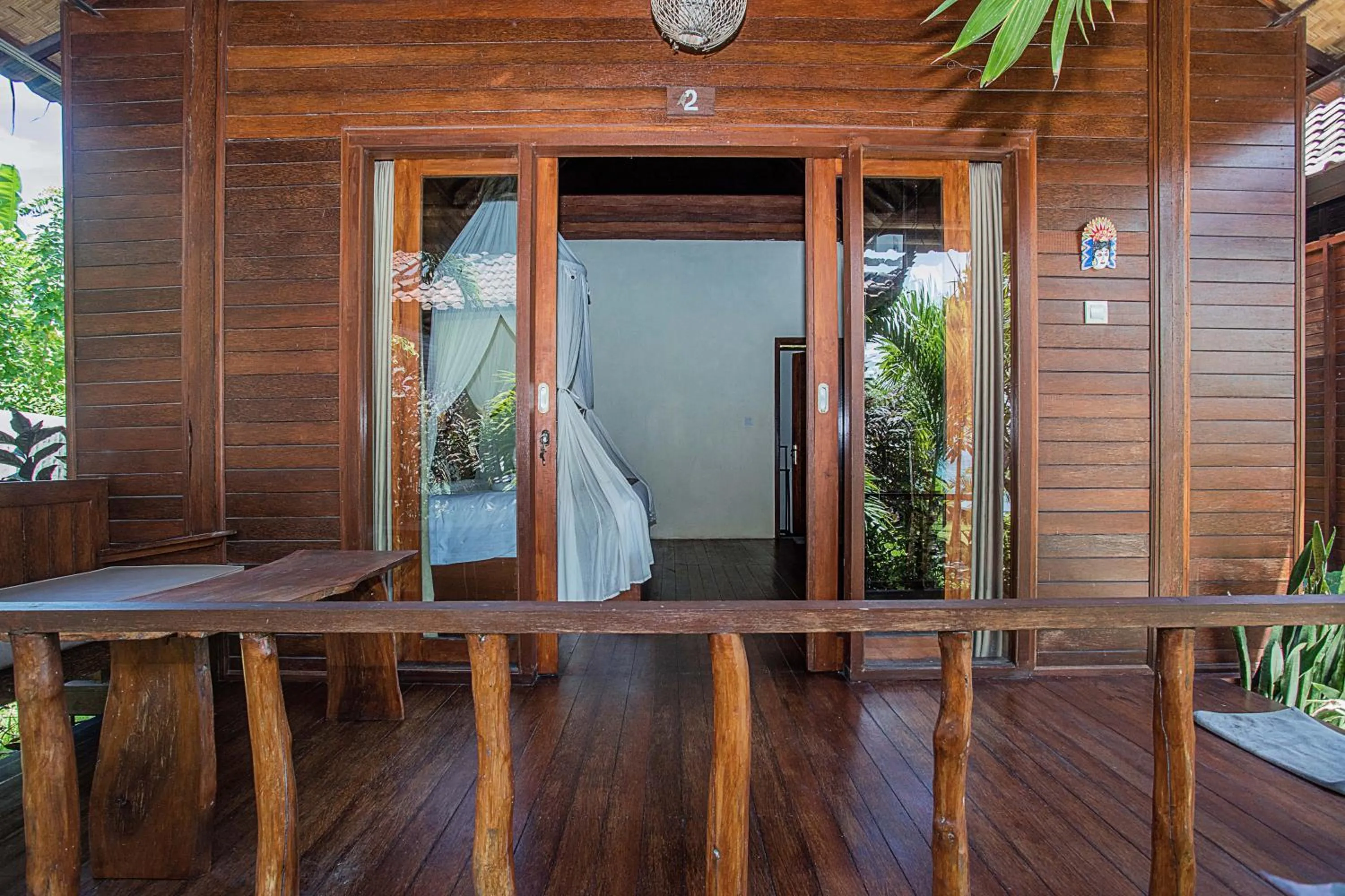 Balcony/Terrace in D'Muncuk Huts Lembongan