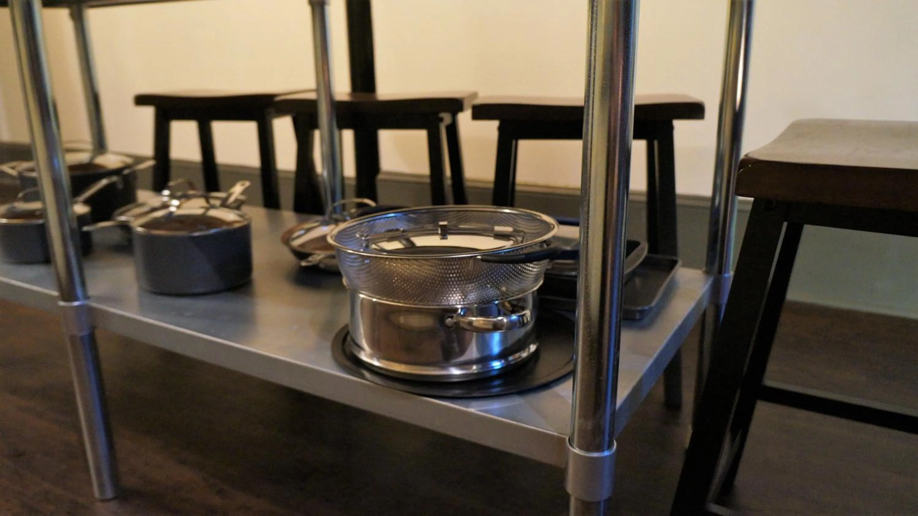 Kitchen or kitchenette in HOSTEL Auberge Clarksdale