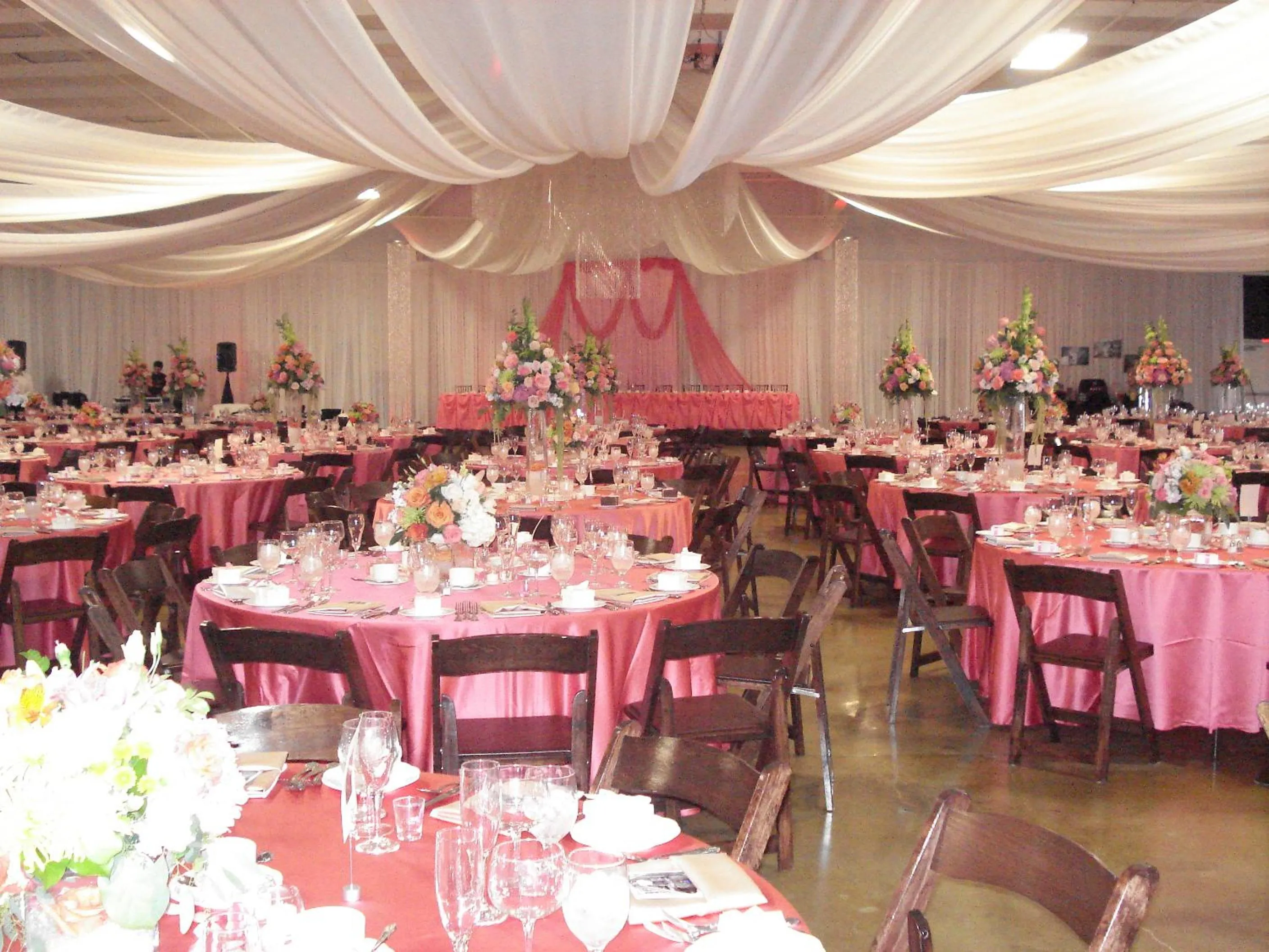 Restaurant/places to eat in Madonna Inn