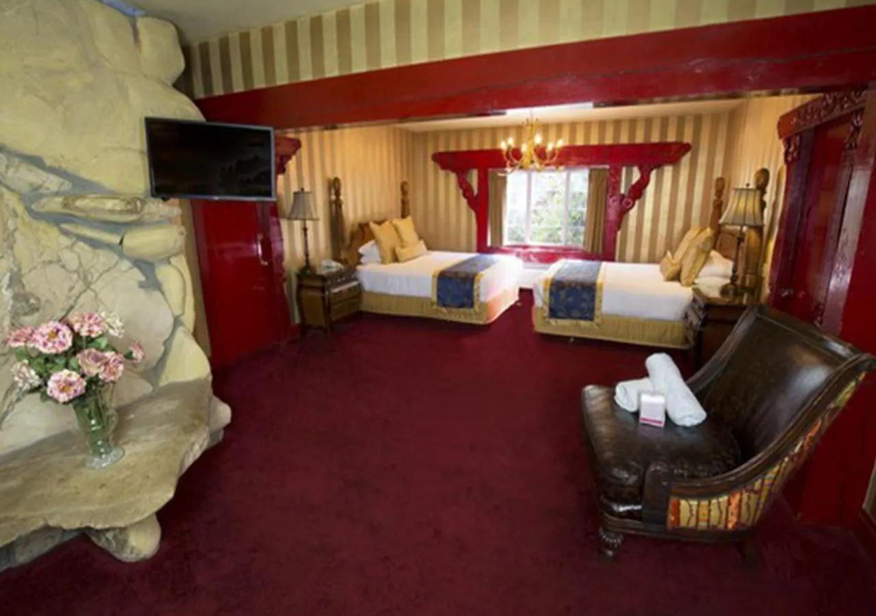 Bed in Madonna Inn