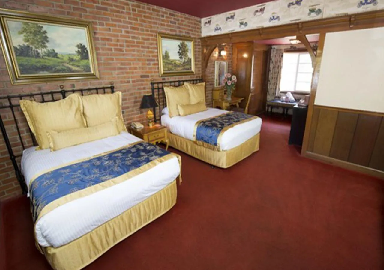 Bed in Madonna Inn