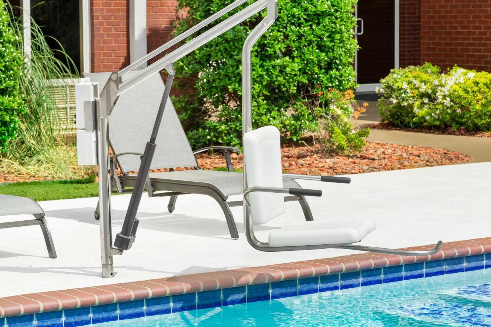 Swimming pool in Holiday Inn Express & Suites - Tuscaloosa-University by IHG