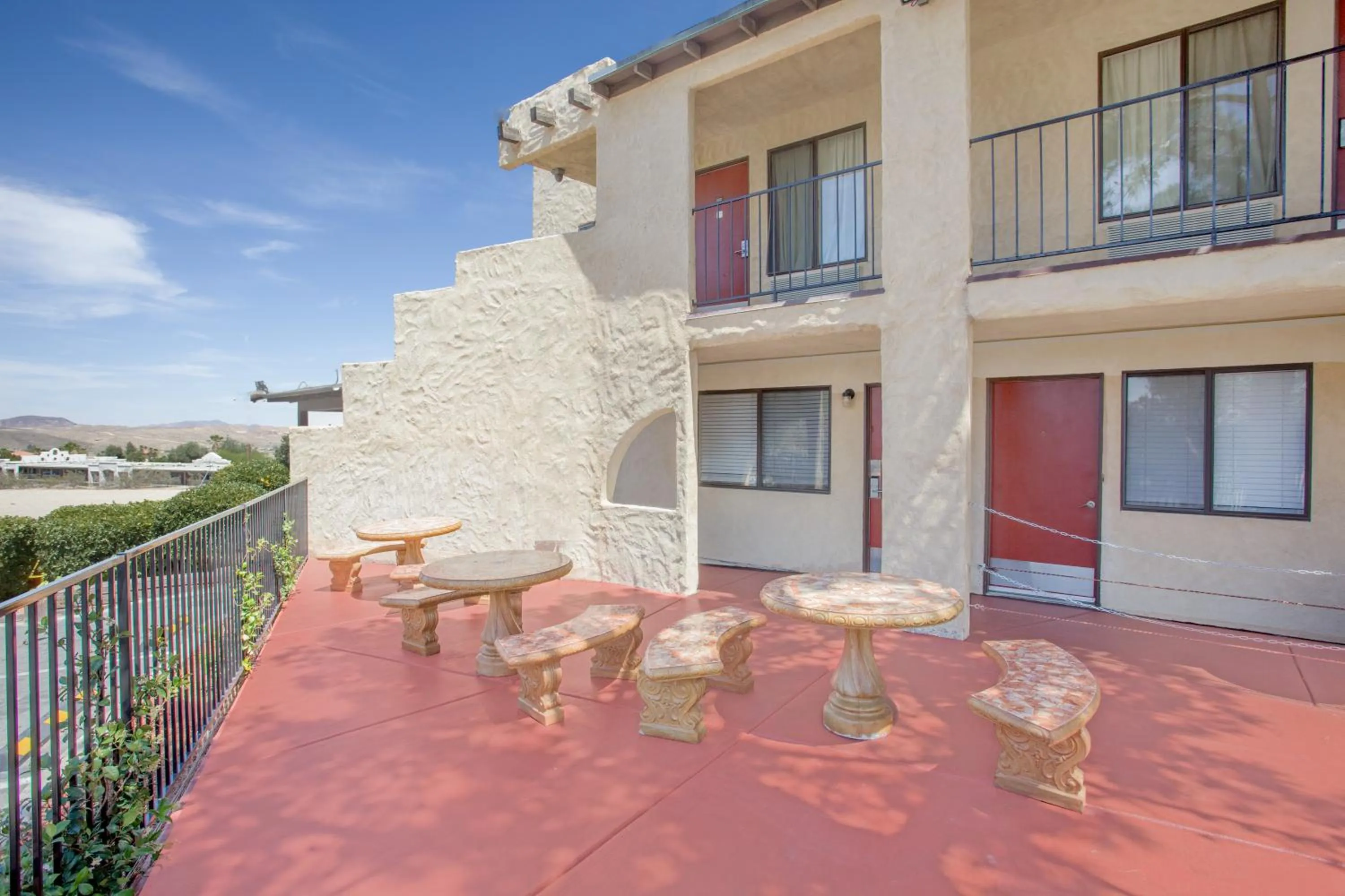 Patio in Super 8 by Wyndham Barstow