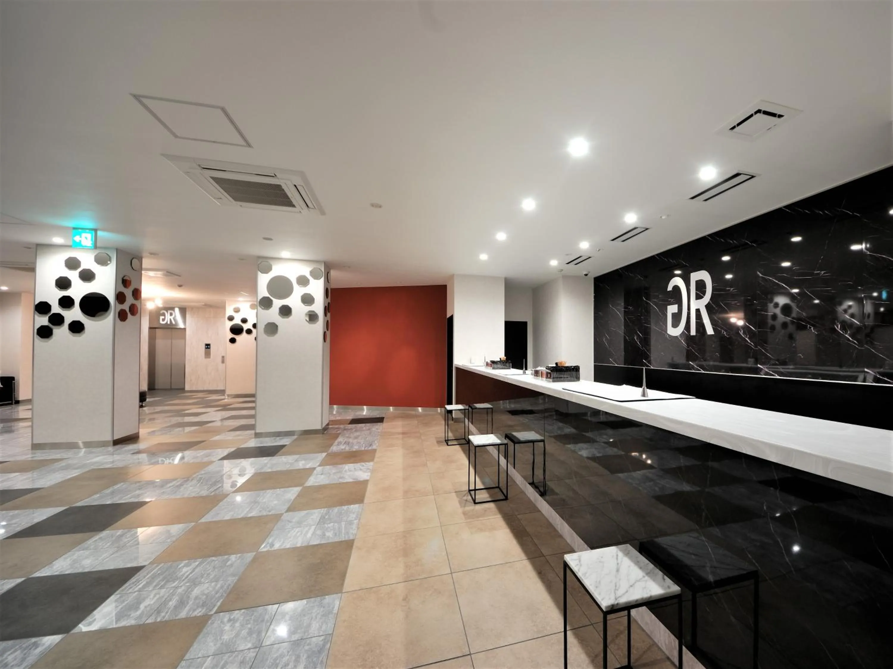 Lobby or reception in Green Rich Hotel Tottori Ekimae (Artificial hot spring Futamata Yunohana)