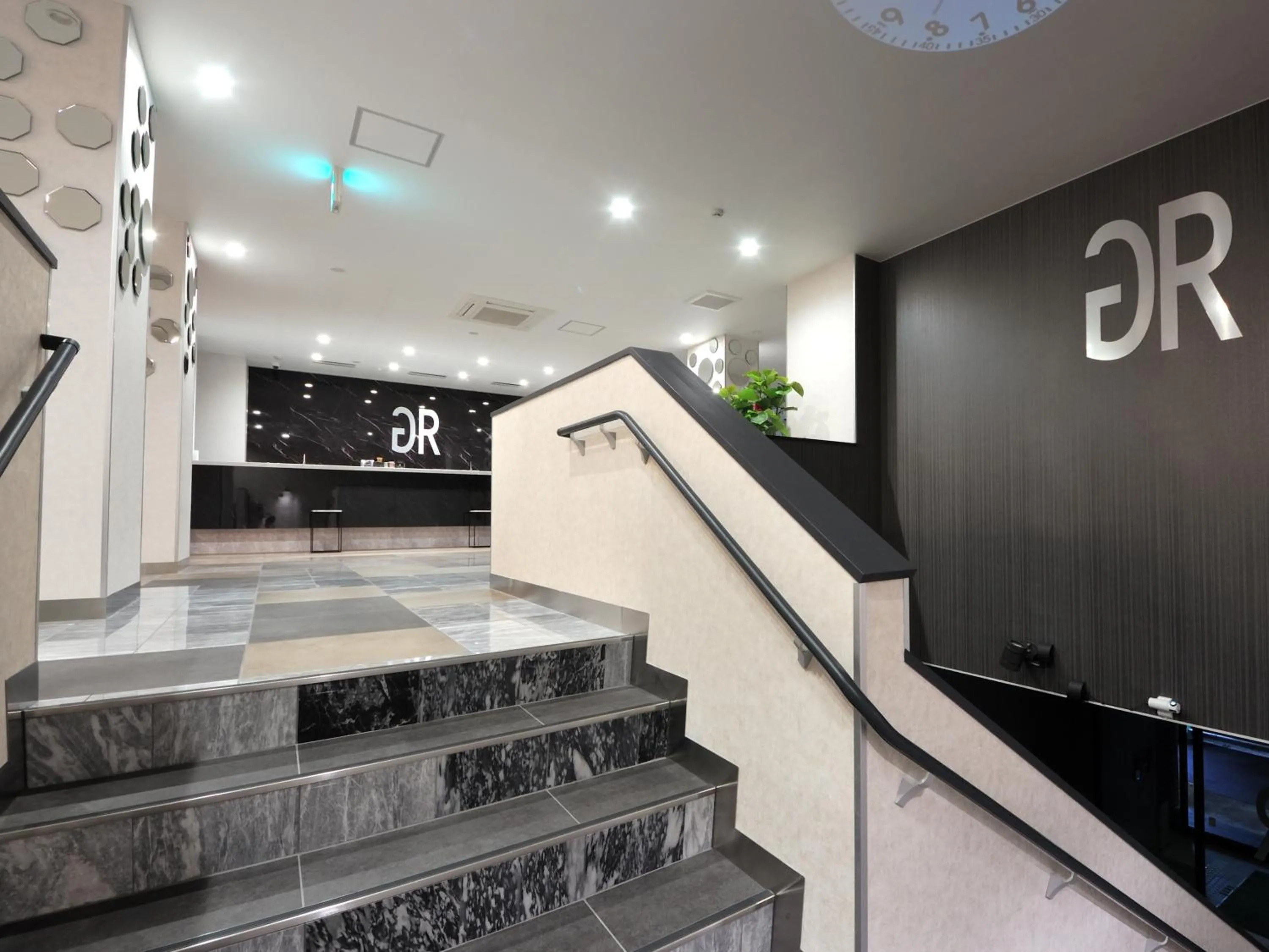 Lobby or reception in Green Rich Hotel Tottori Ekimae (Artificial hot spring Futamata Yunohana)