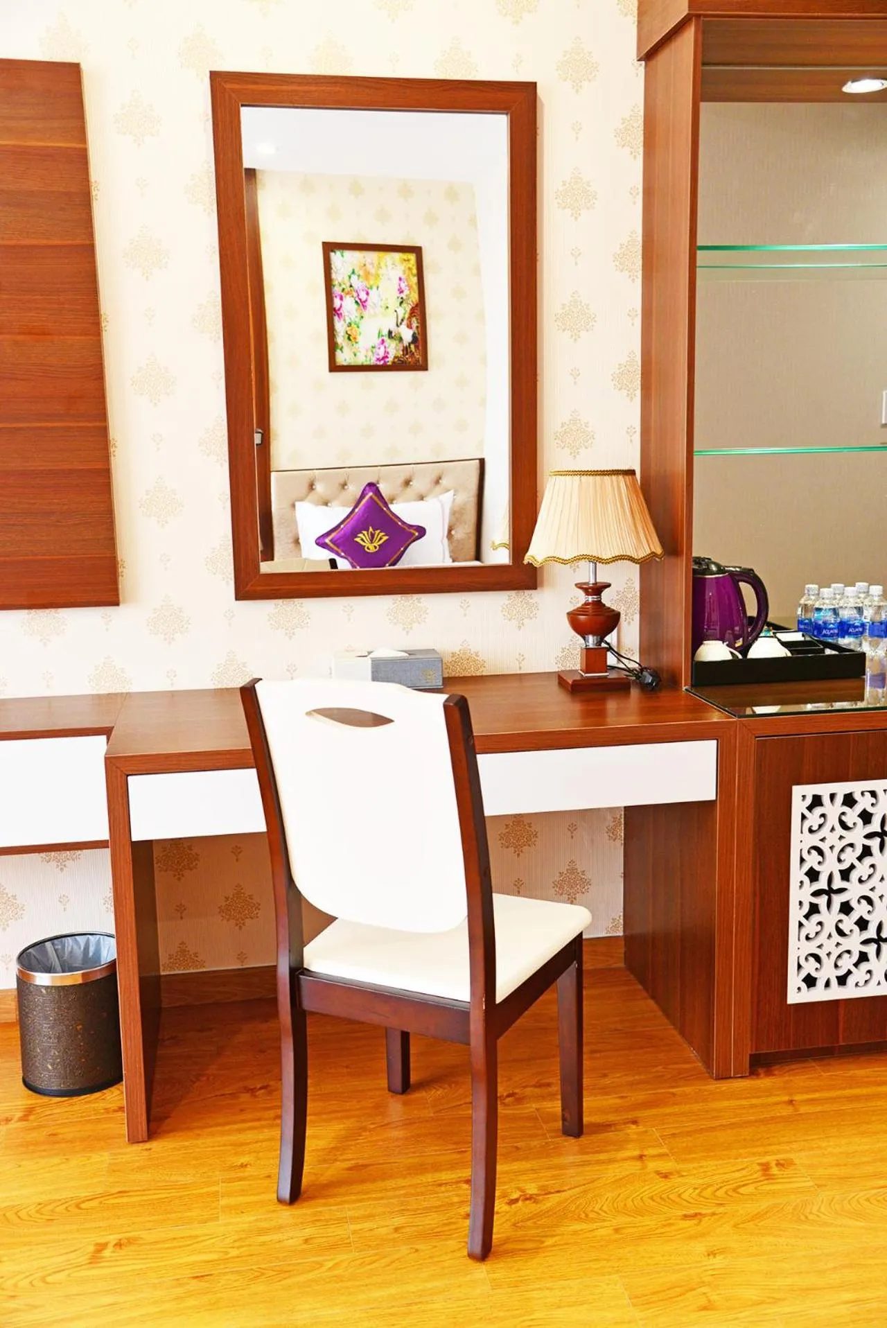 Seating area in Con Khuong Resort Can Tho