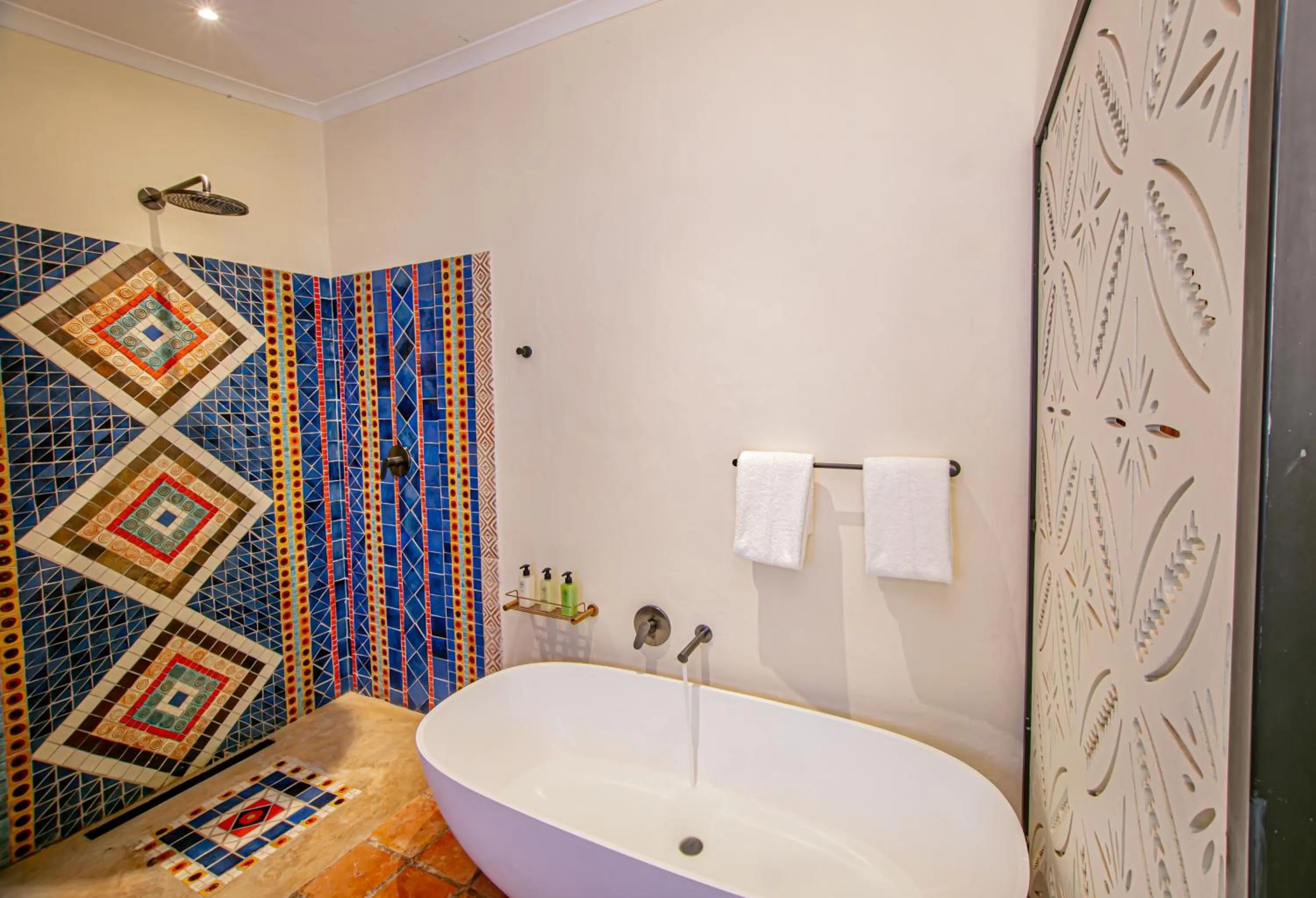 Shower in Shongwe Lookout