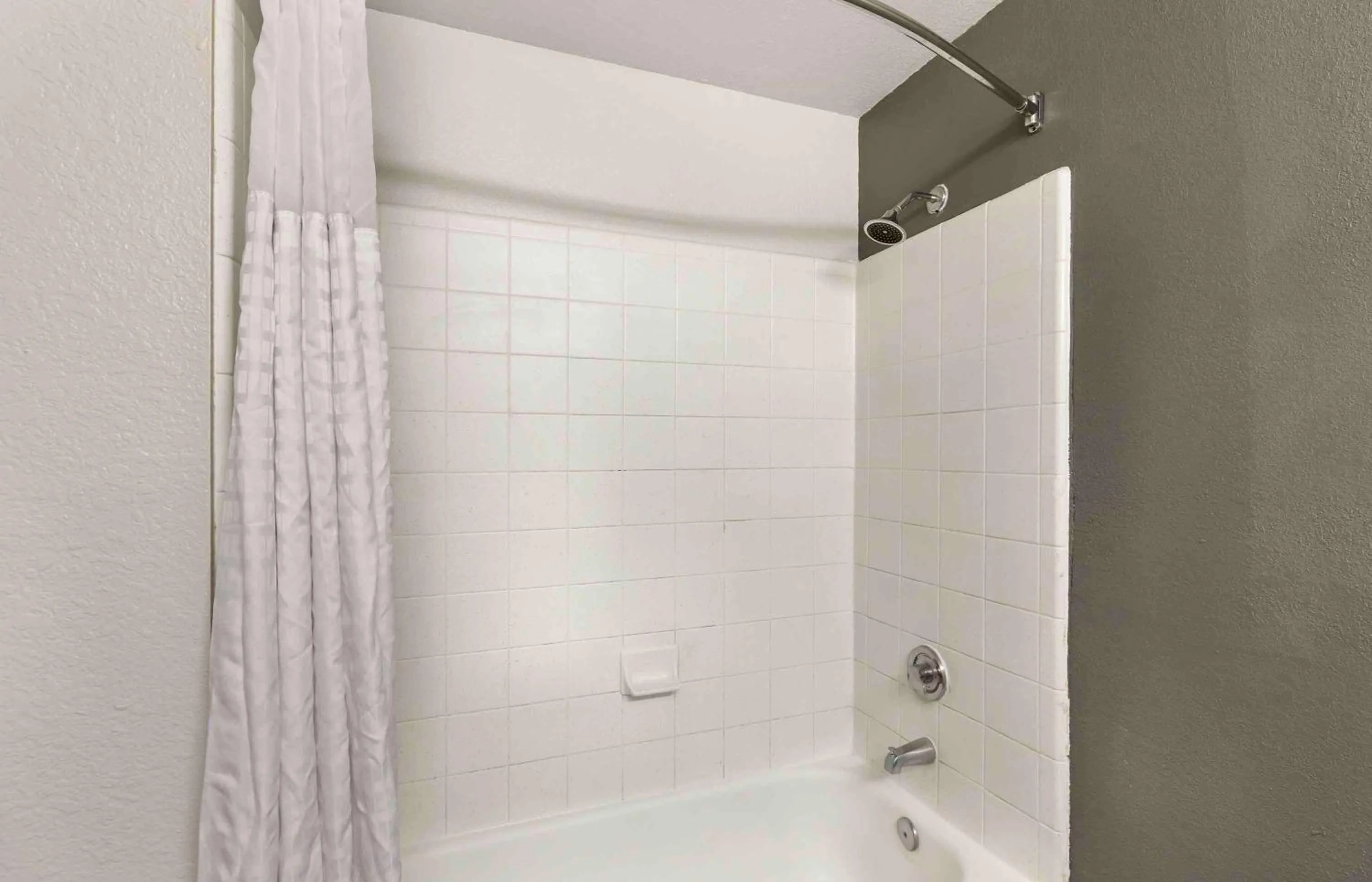 Bathroom in Extended Stay America Select Suites - Denver - Cherry Creek
