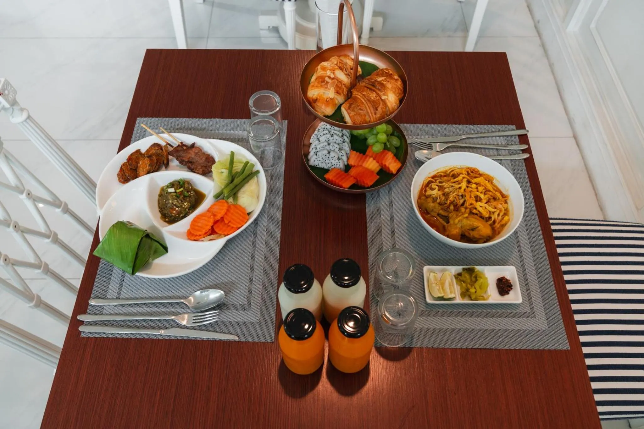 Restaurant/places to eat in Merchant Villa- SHA Extra Plus