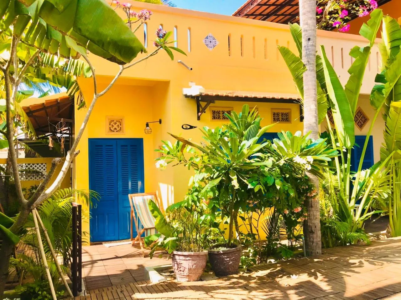 Patio in MiNhon Hotel Muine