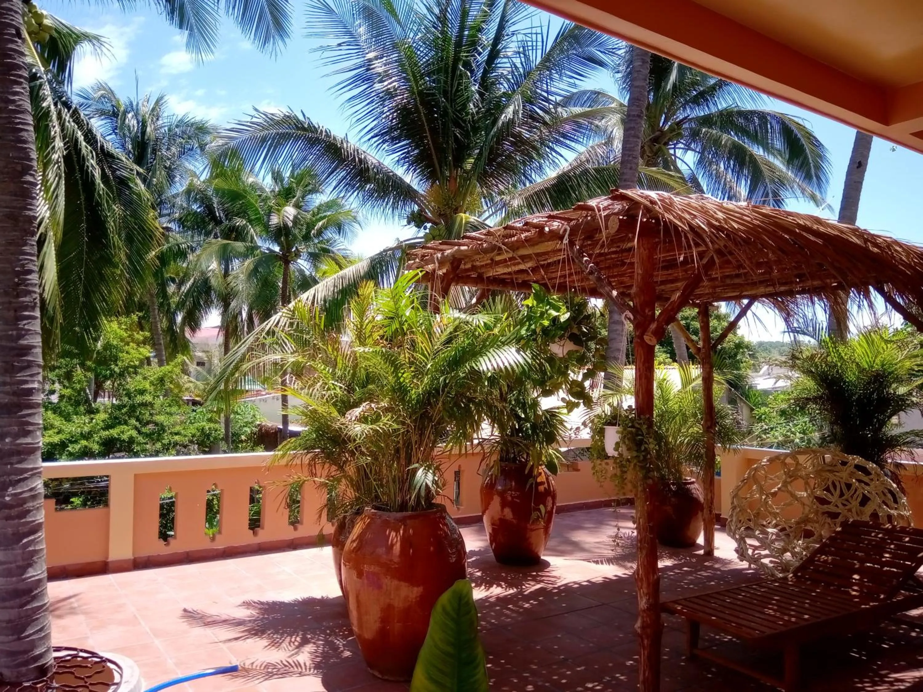 Patio in MiNhon Hotel Muine