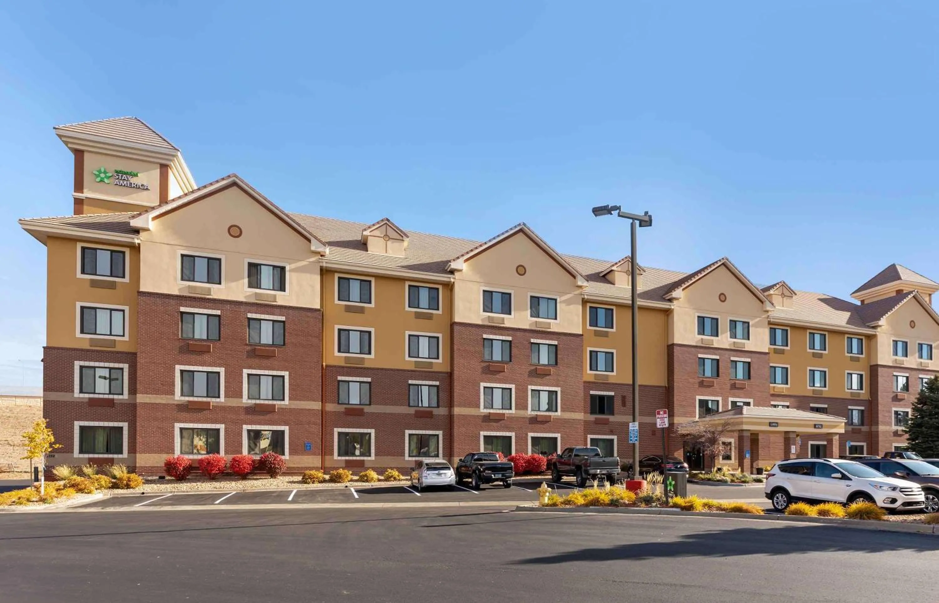 Property building in Extended Stay America Suites - Denver - Park Meadows