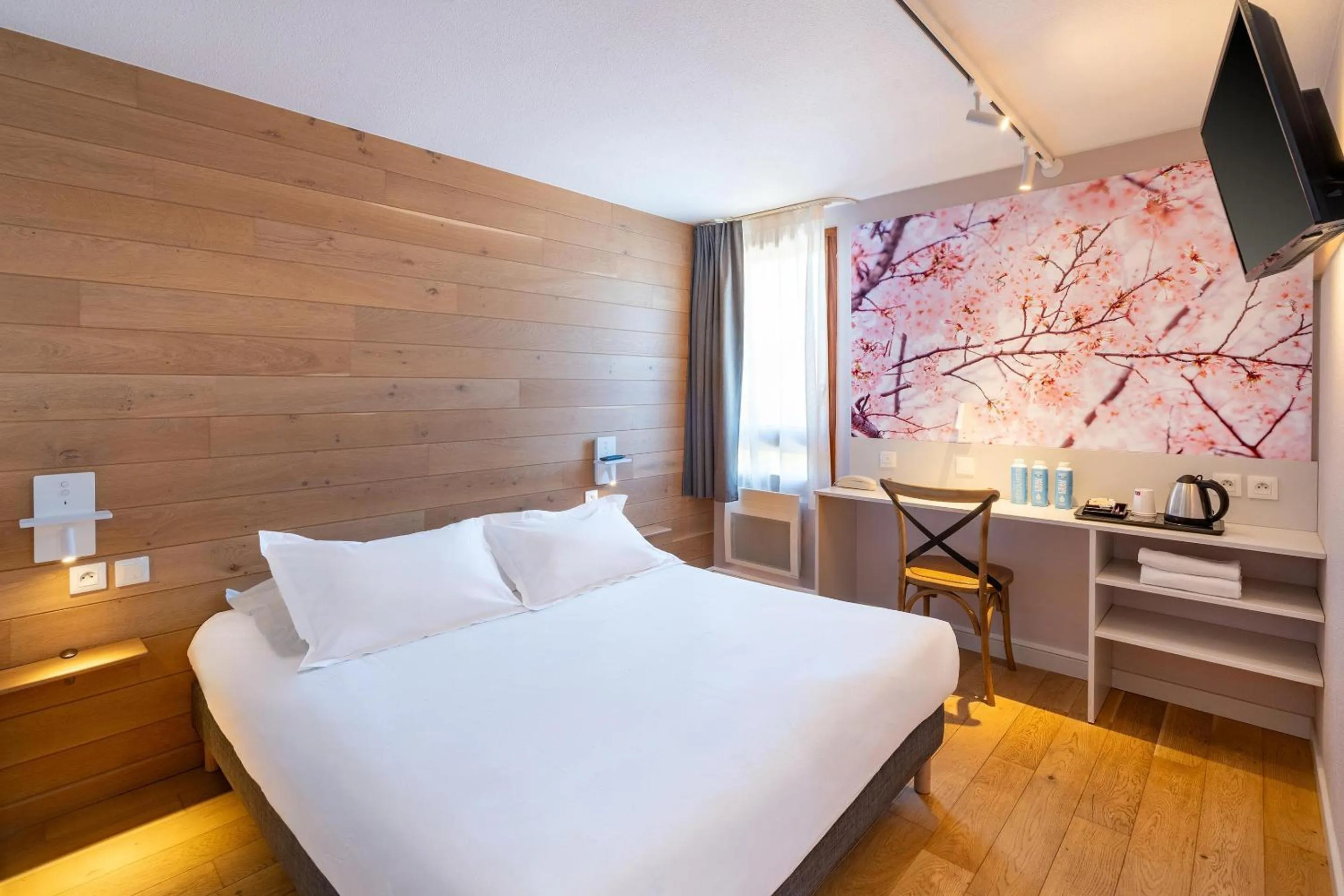 Bedroom, Bed in Sure Hotel by Best Western Rennes Chantepie