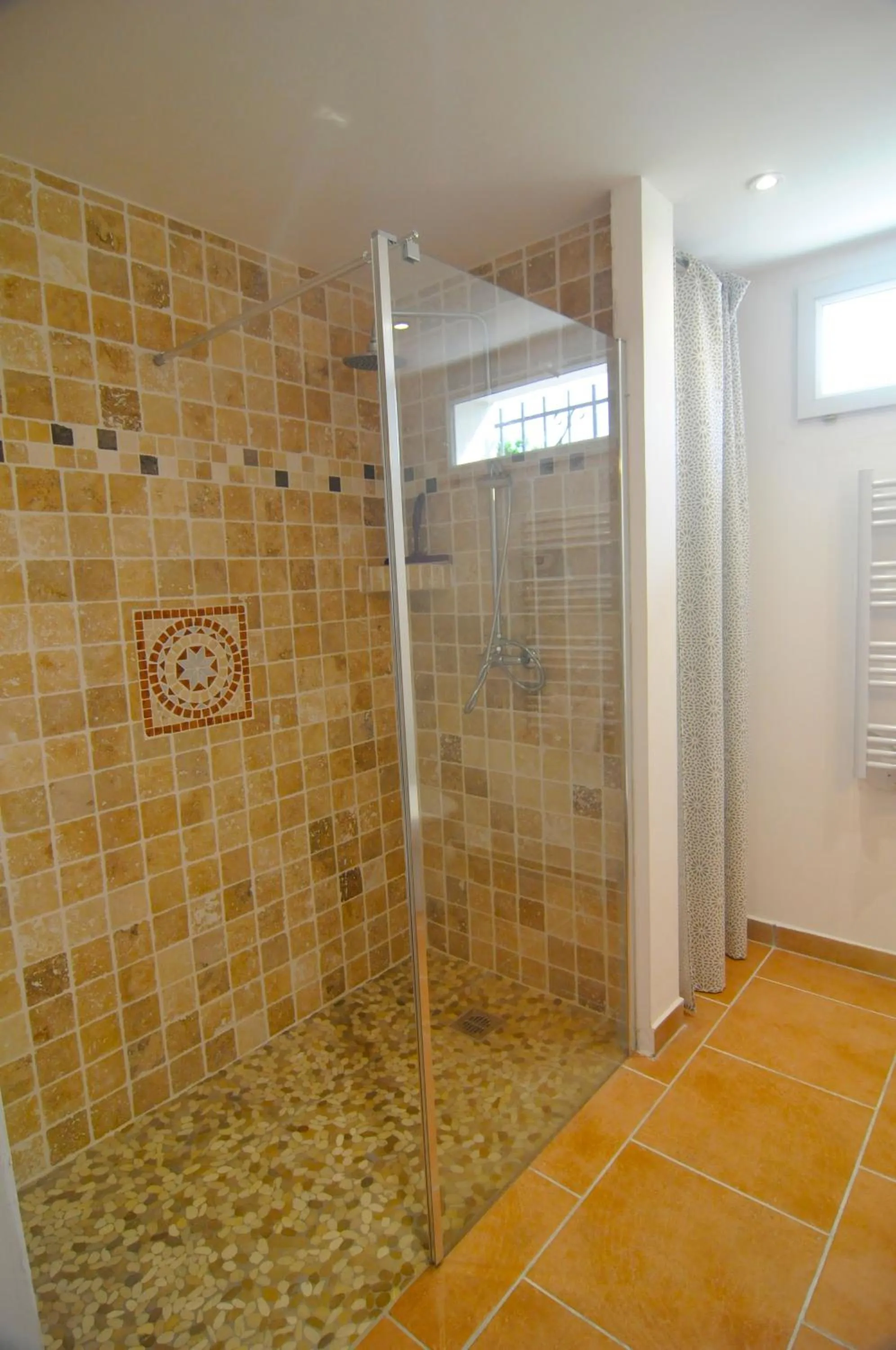 Bathroom in Mas Le Pont des Aubes