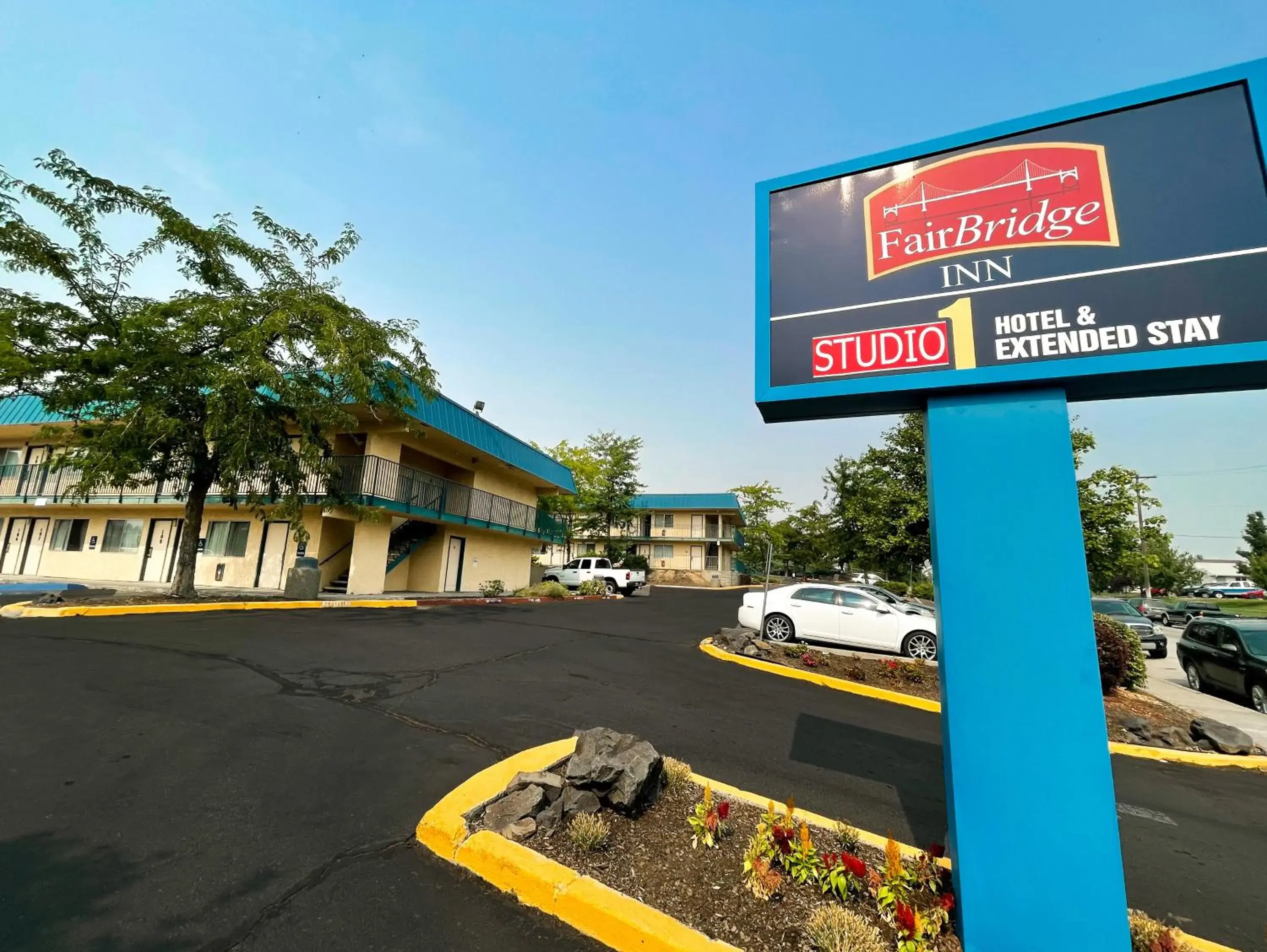 FairBridge Inn Moscow FairBridge Inn Moscow