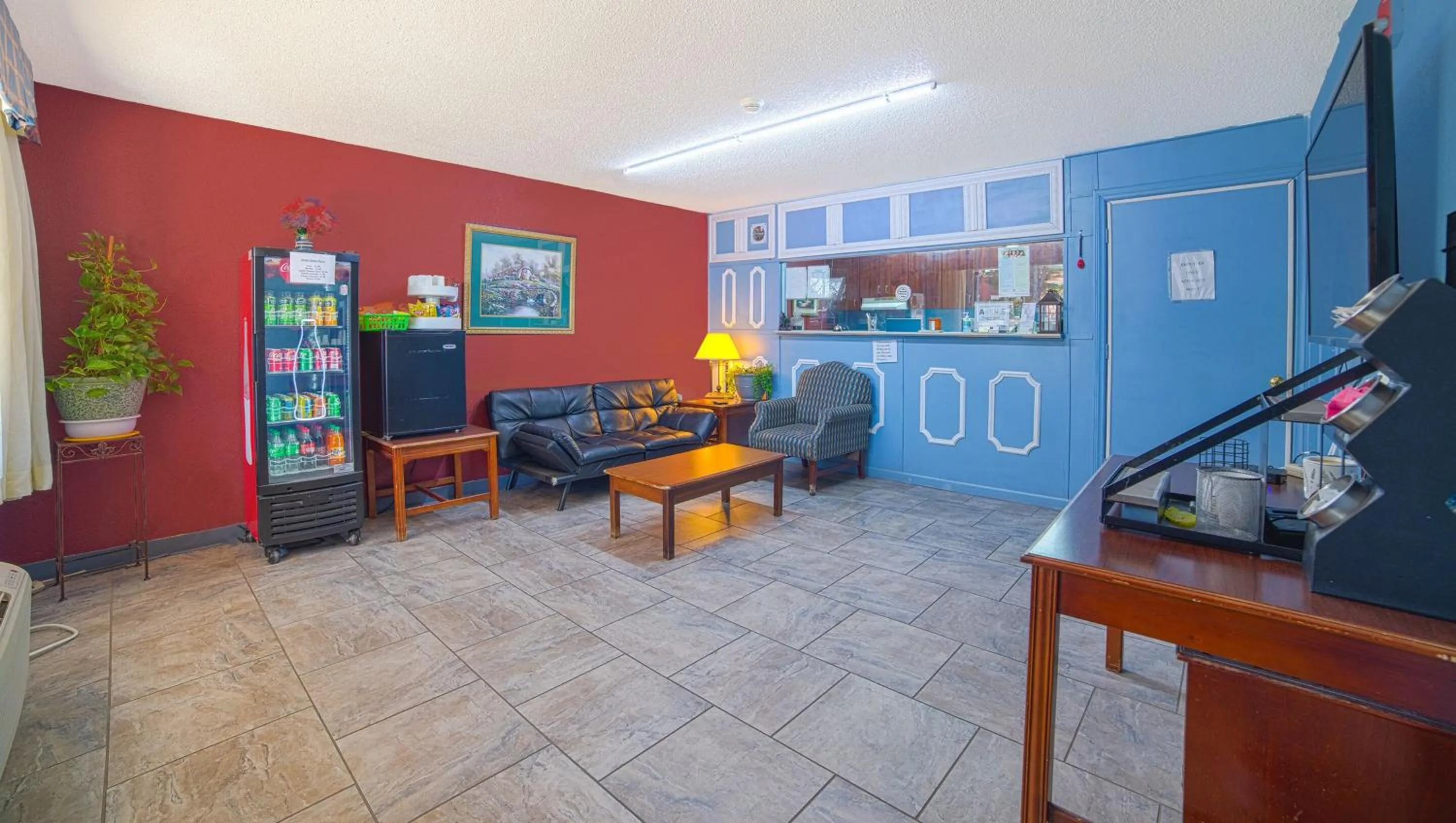 Lobby or reception in Mayfair Inn