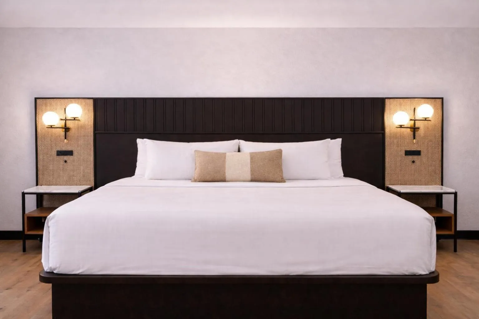 Bed in Merry Acres Inn