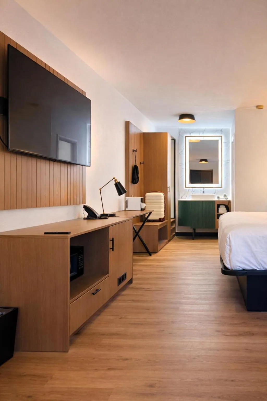 Bed in Merry Acres Inn