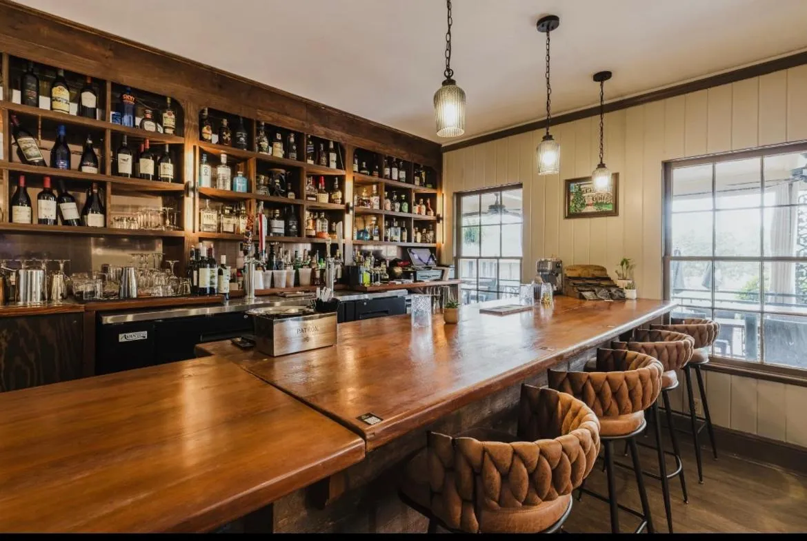 Lounge or bar in Merry Acres Inn