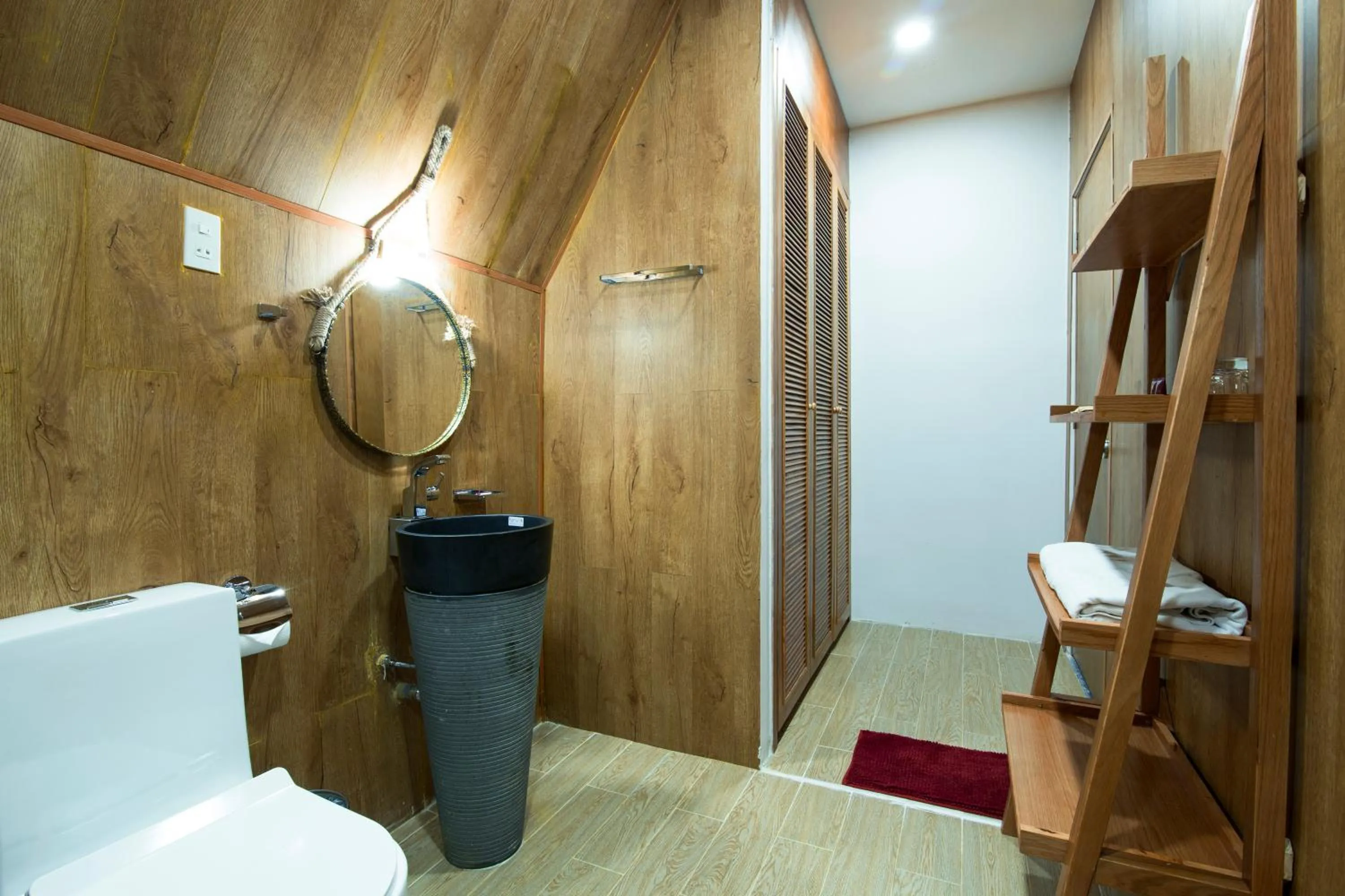 Toilet in TTC Dreamy Hill Resort - Unlimited Access to TTC World - Thung Lung Tinh Yeu