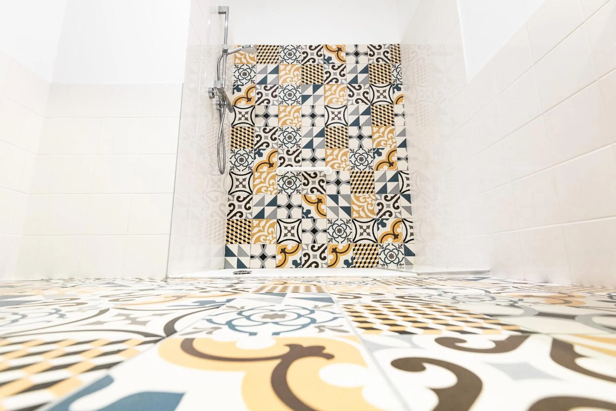 Bathroom in Le Couvent - Hostel