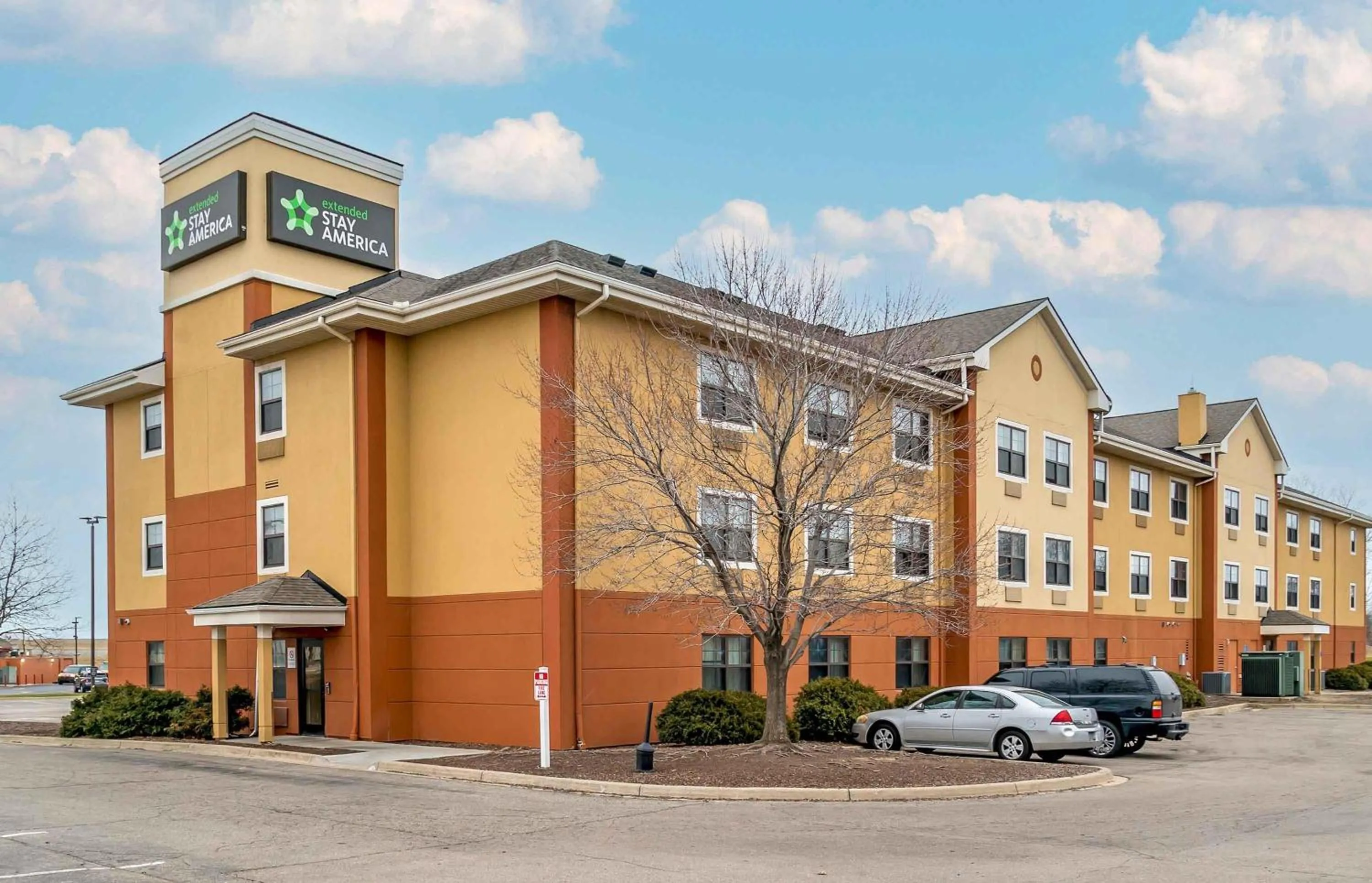Property building in Extended Stay America Select Suites - Detroit - Roseville