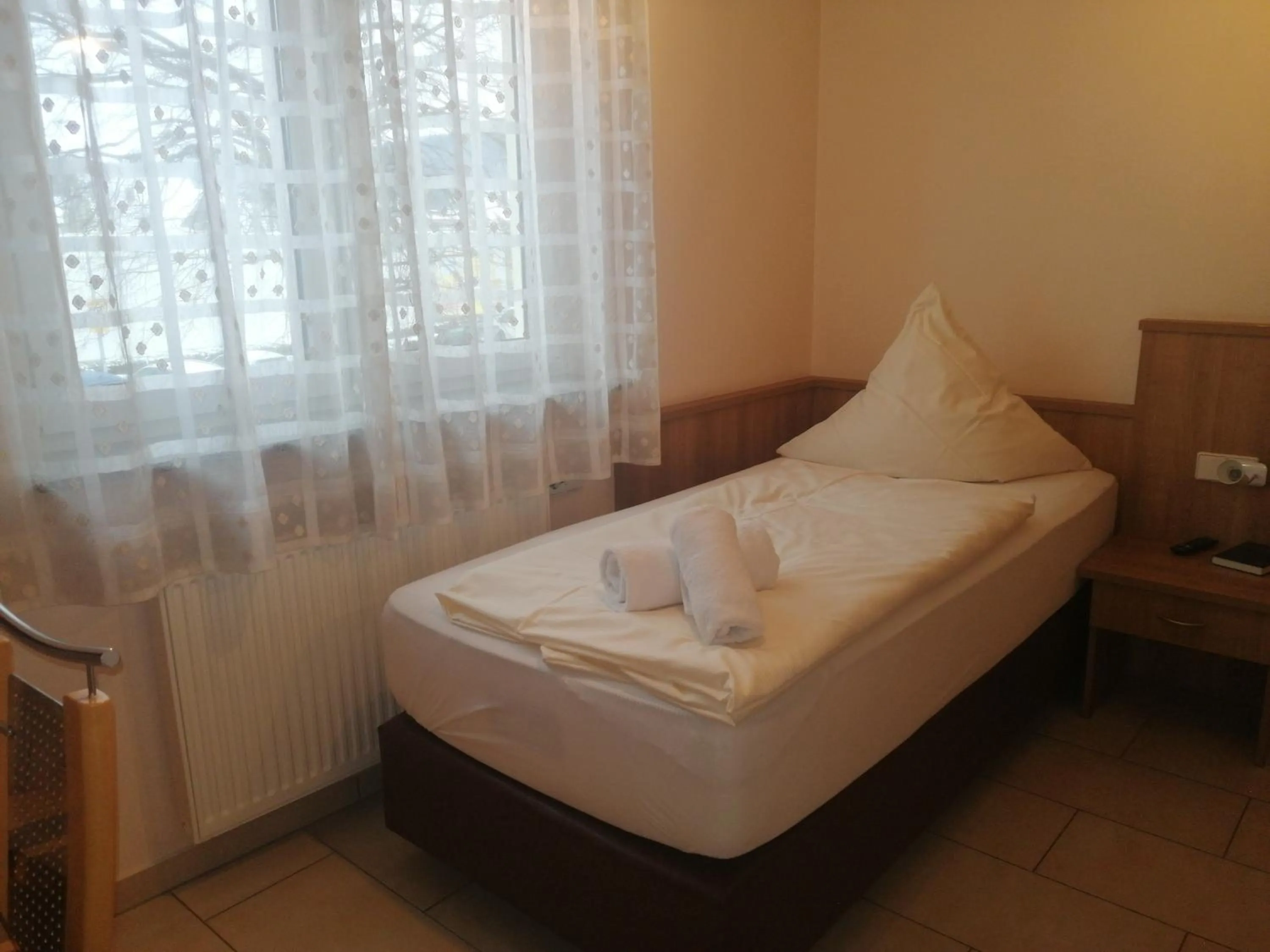 Bed in Hotel-Restaurant Zum Bäumle