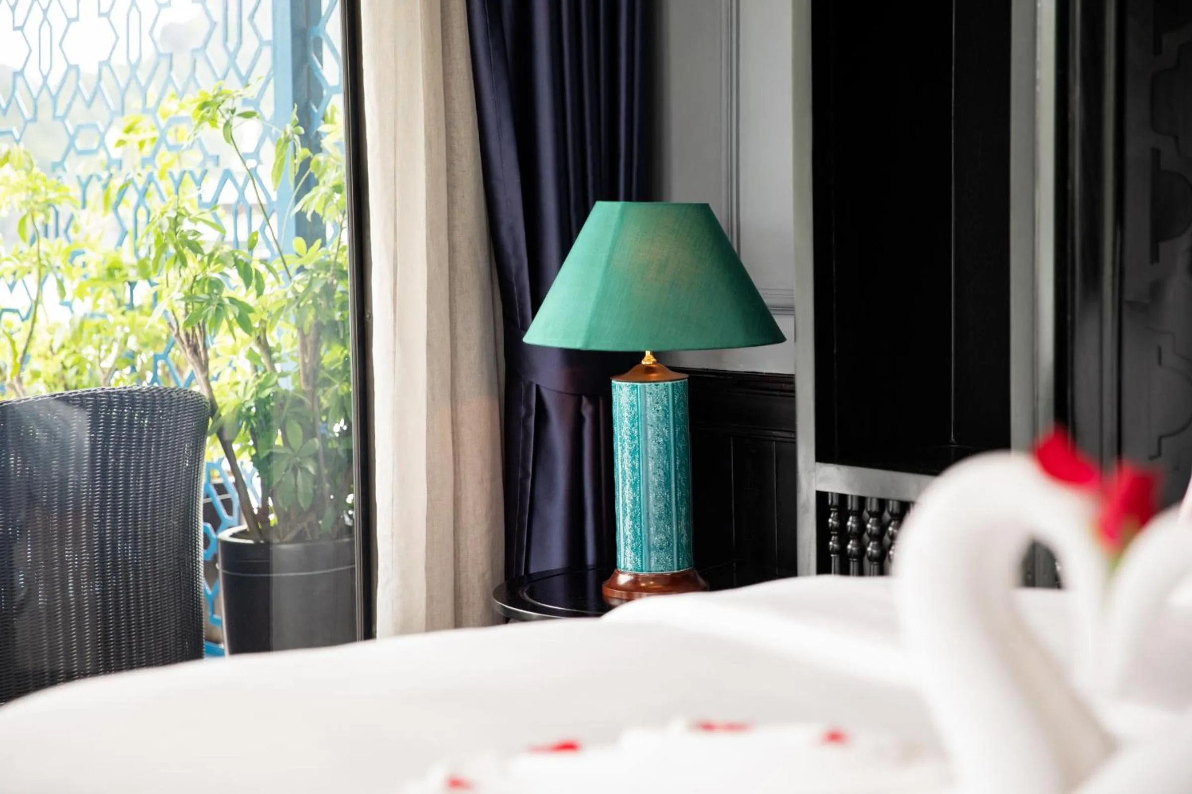 Bed in Doris Cruise by HAG