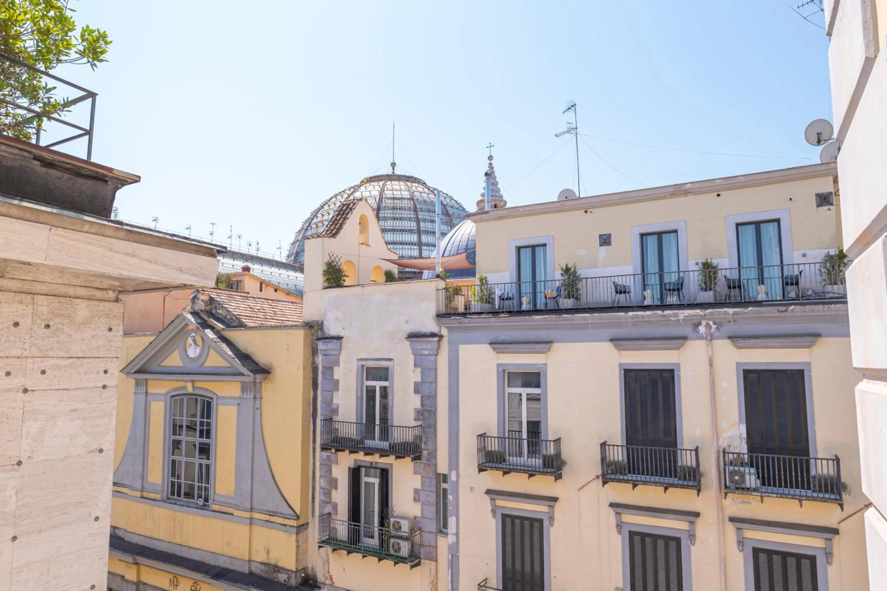 City view in B&B Napoli Centro